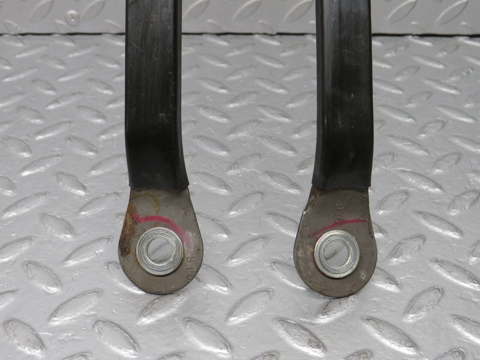 38810 Mercedes-Benz W201 190E 2.6L Seat Belt Runner 2x