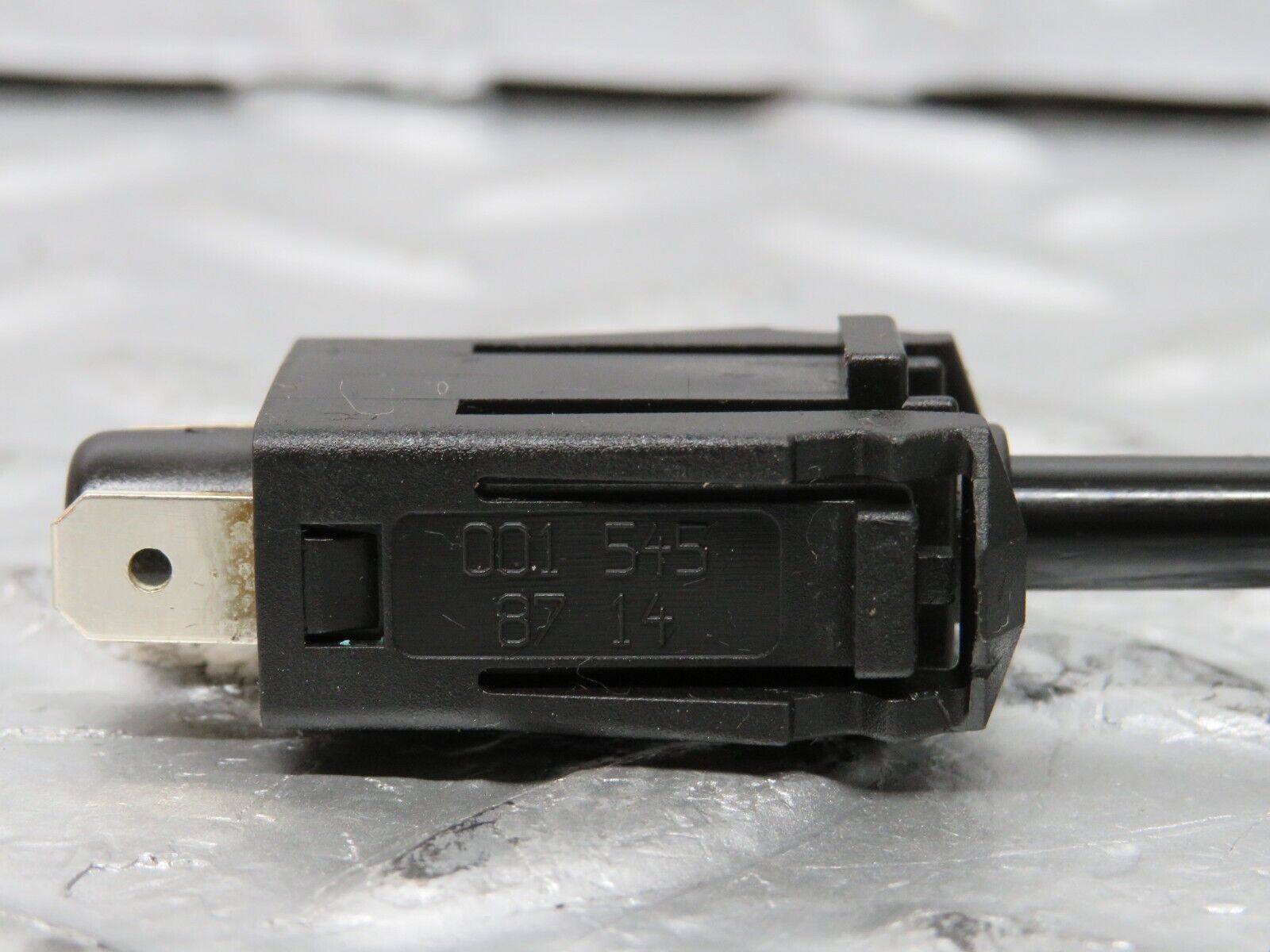 24904 Mercedes-Benz W140 S320 Door Contact Switch 0015458714