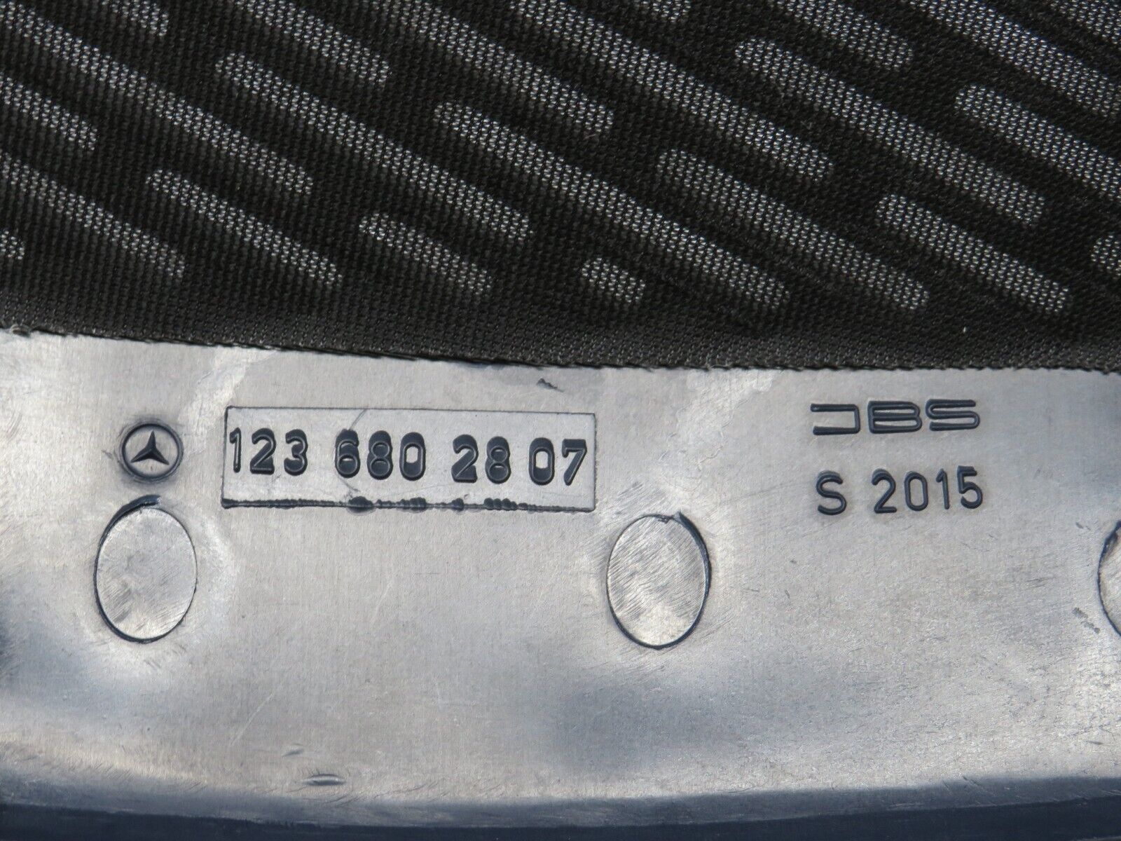 31979 Mercedes-Benz W123 230E Dashboard Speaker Covers 1236802707 1236802807