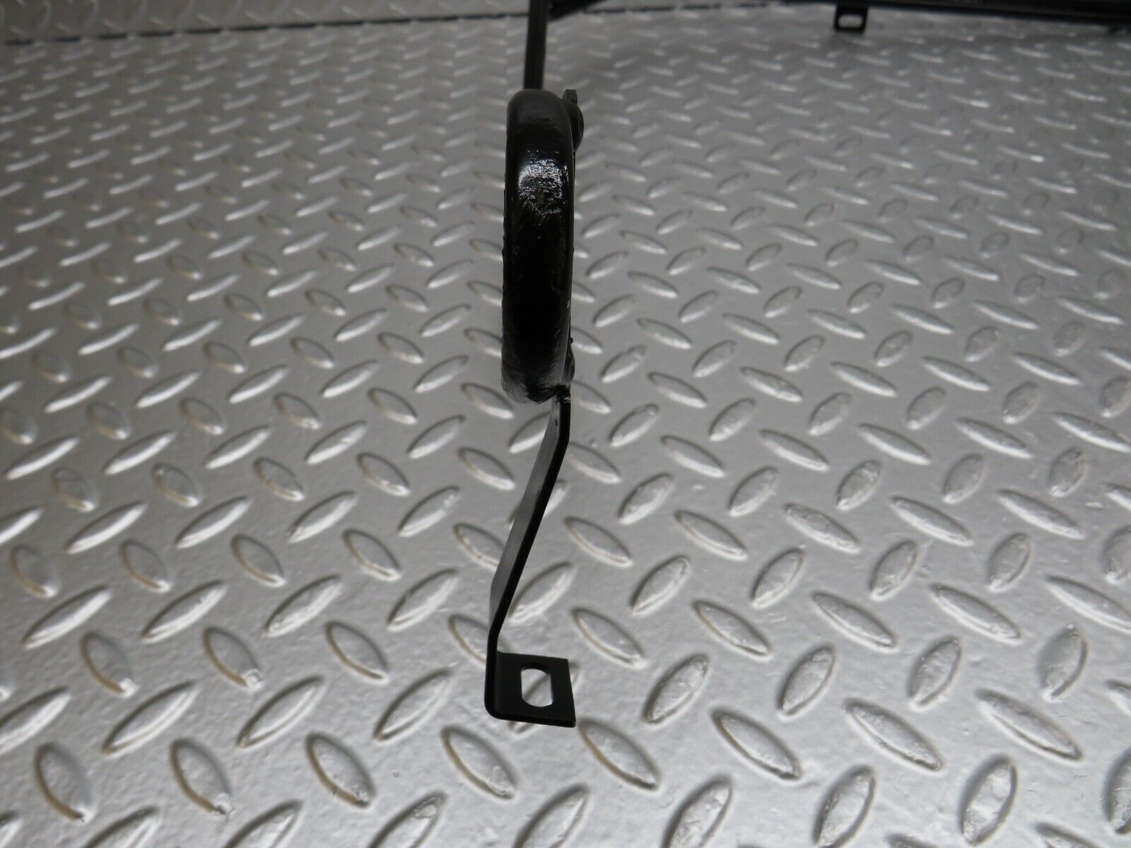 34649 Mercedes-Benz C126 380SEC Coupe Engine Oil Cooling Pipe