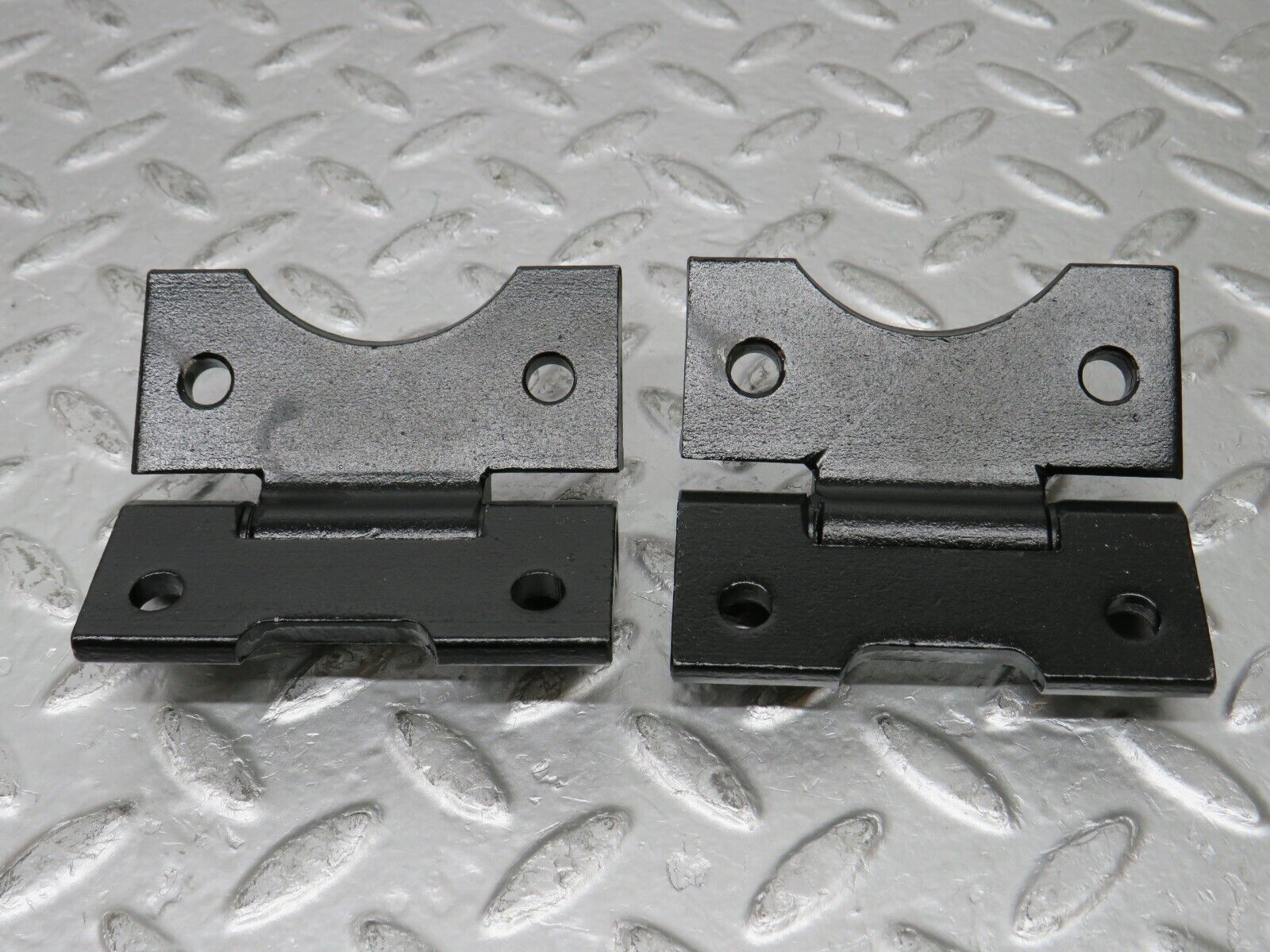 29721 Mercedes-Benz W123 230E Door Hinge Left 1237200037