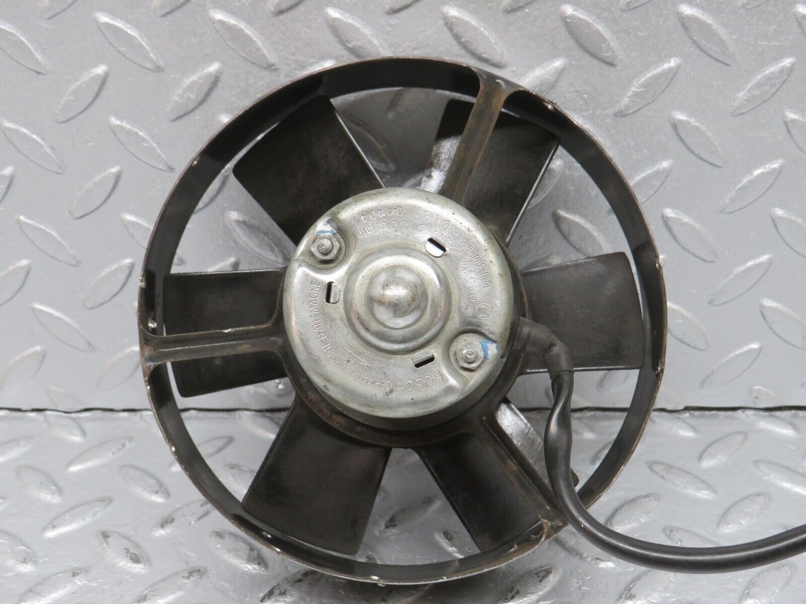 40234 Mercedes-Benz W110 230 Heater Blower Fan Motor Bosch 0130056009