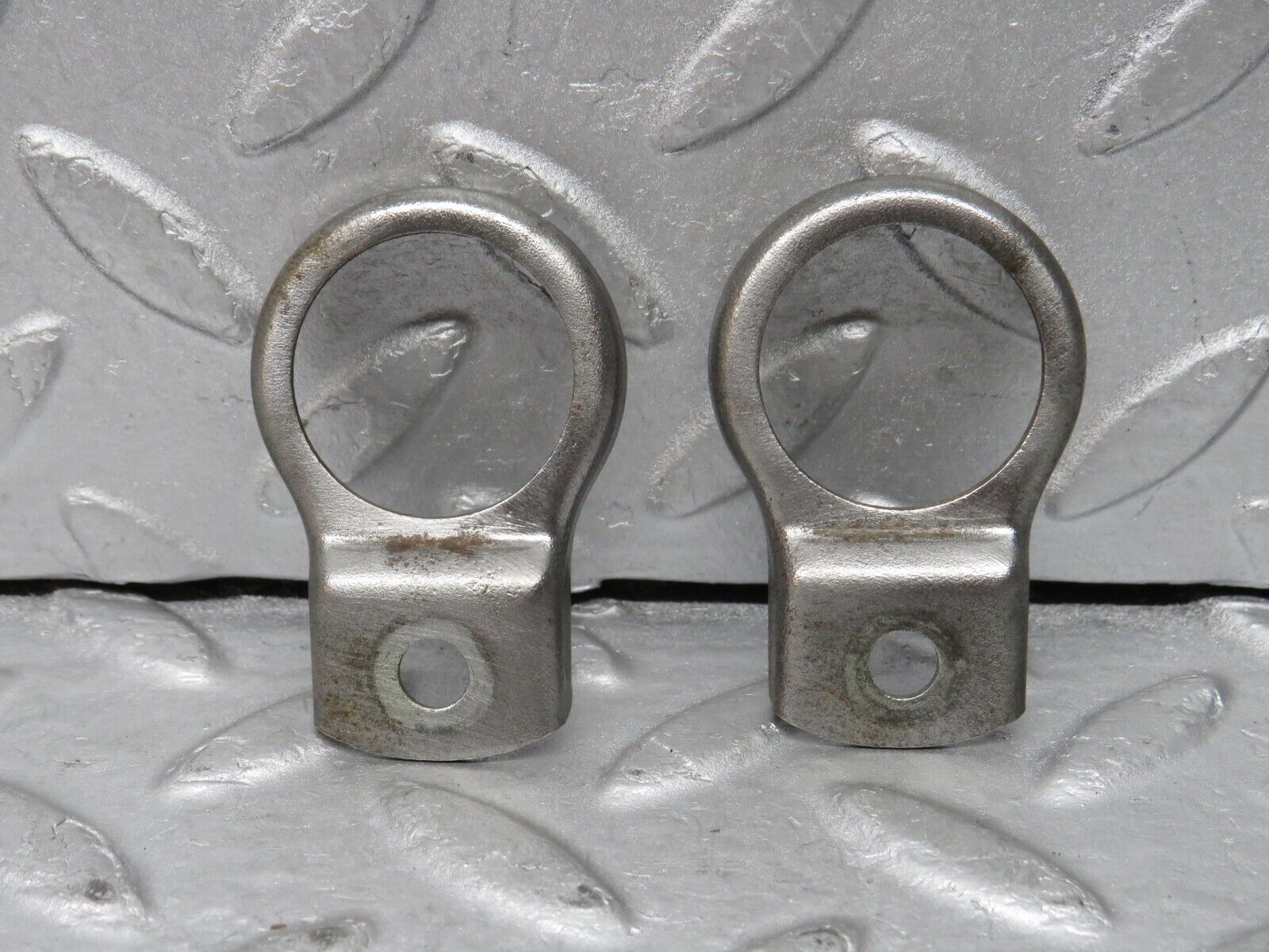 37569 Mercedes-Benz W109 300SEL Fuel Injector Bracket