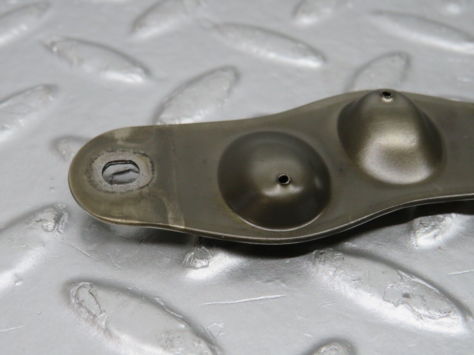 32679 Mercedes-Benz S124 300TE Wagon Camshaft Oil Tube