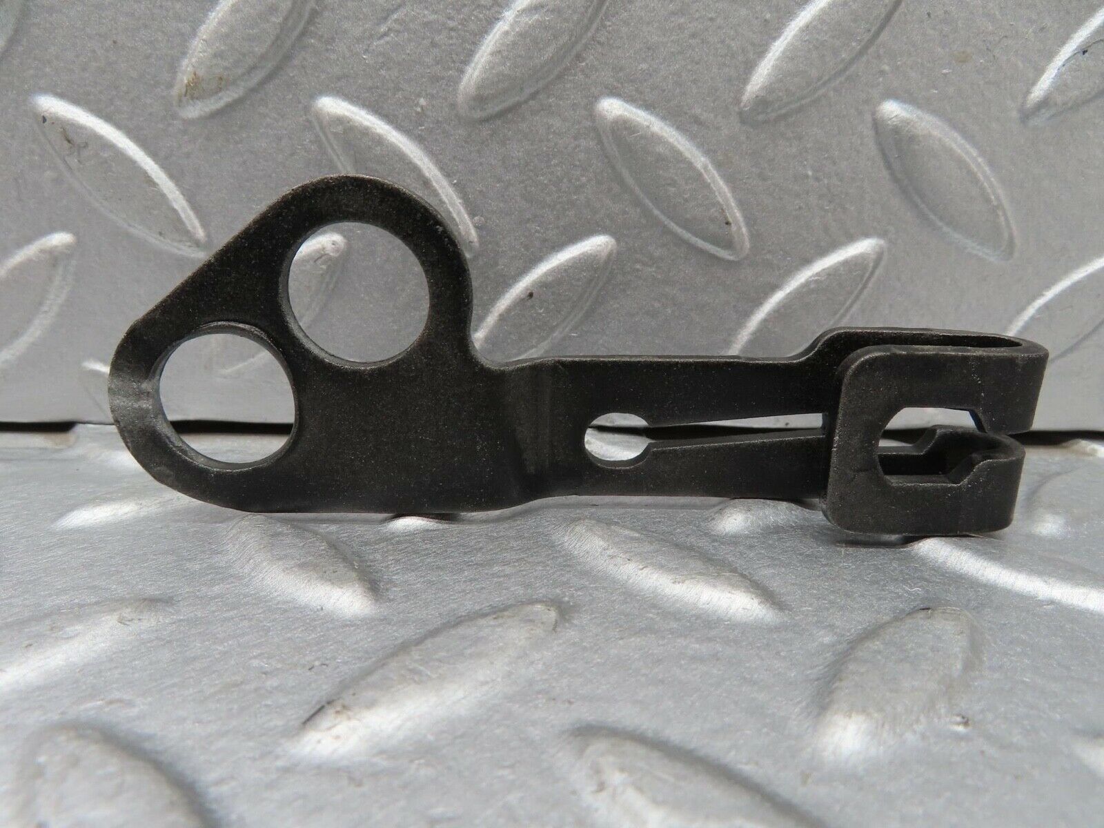 13026 Mercedes-Benz R129 300SL Coupe Gearbox Linkage Bracket