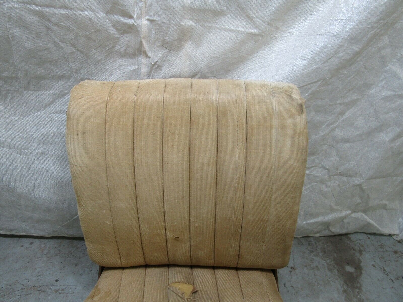 3251 Mercedes-Benz W120 PONTON Front Left Seat Creme Fabric