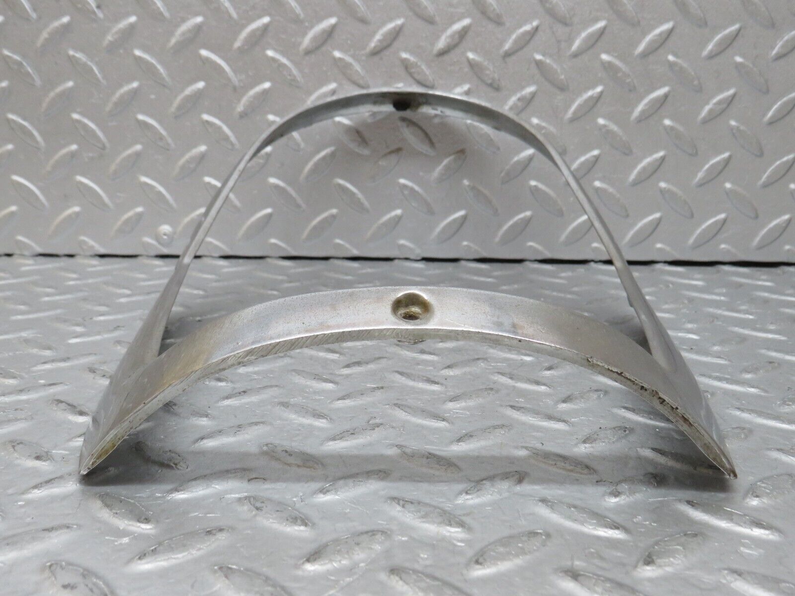 35752 Mercedes-Benz W108 Headlight Chrome Frame