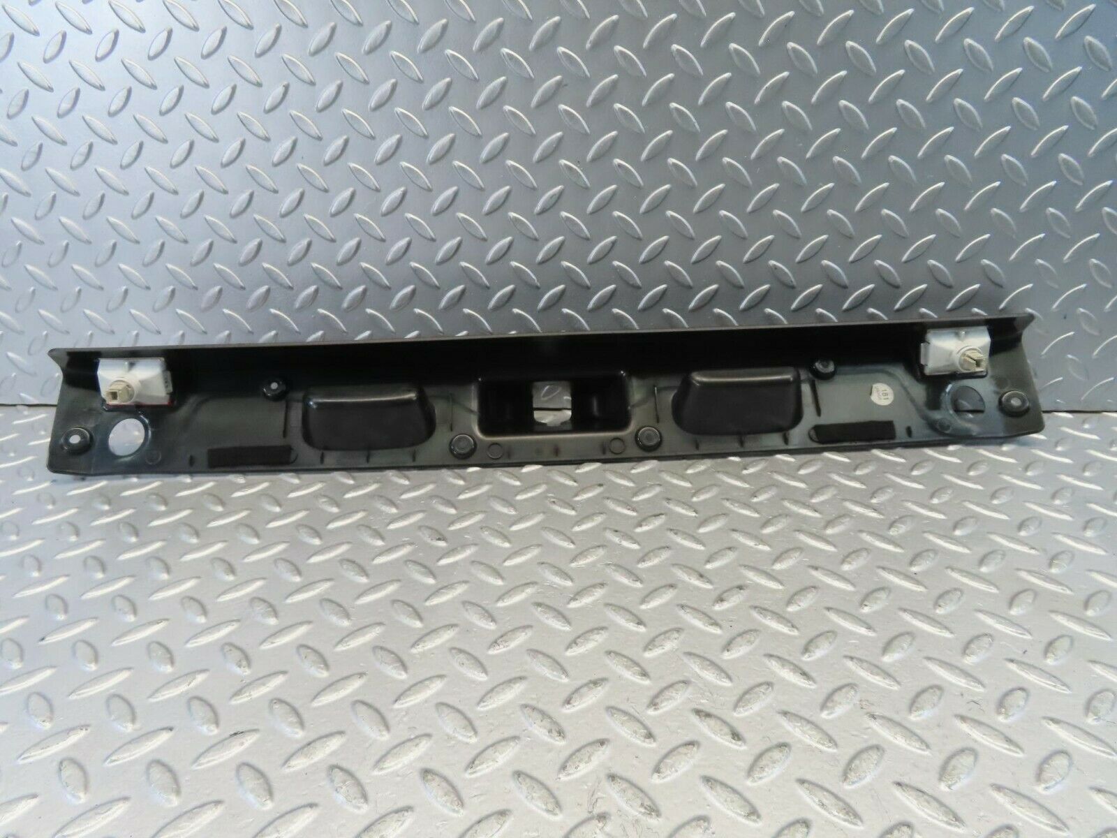 11160 Mercedes-Benz W221 S320 Trunk Cover Trim 221500093