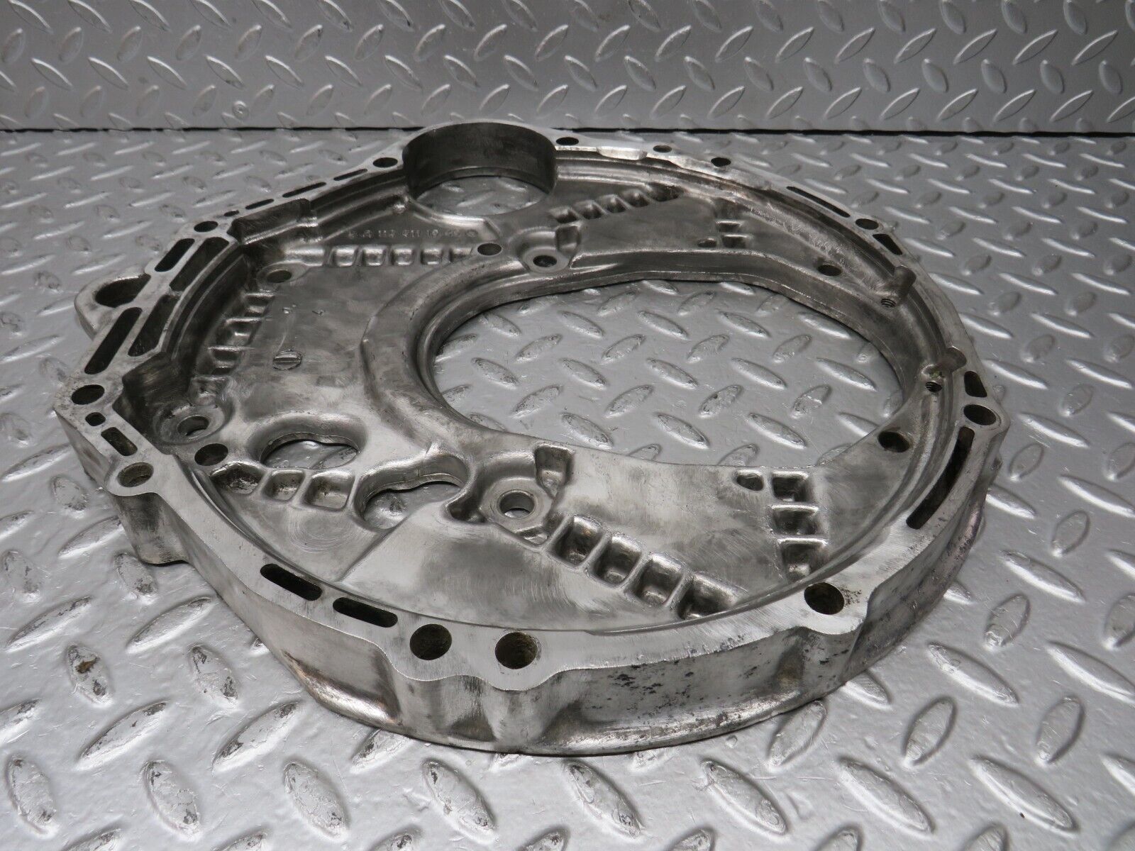 32918 Mercedes-Benz W123 300D Gearbox Flange 1100111545