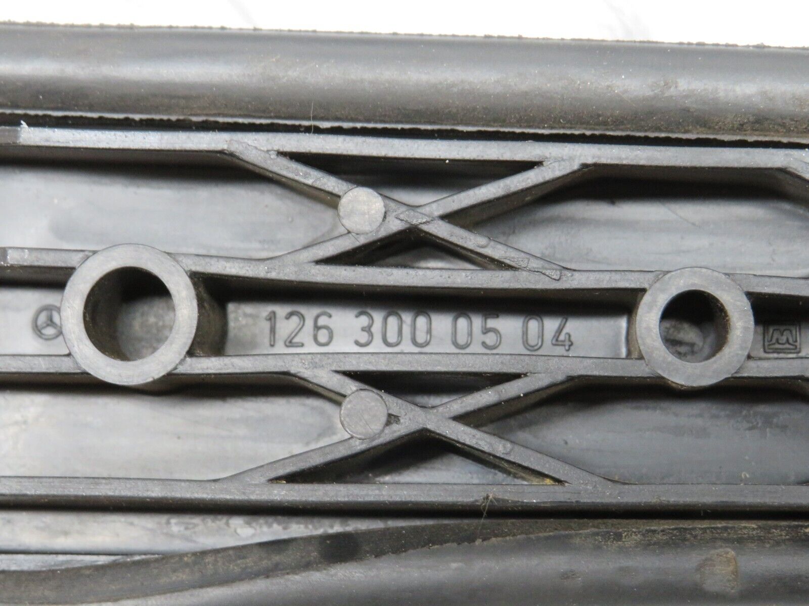 32597 Mercedes-Benz S124 300TE Wagon Accelerator Pedal With Rubber 1233010082