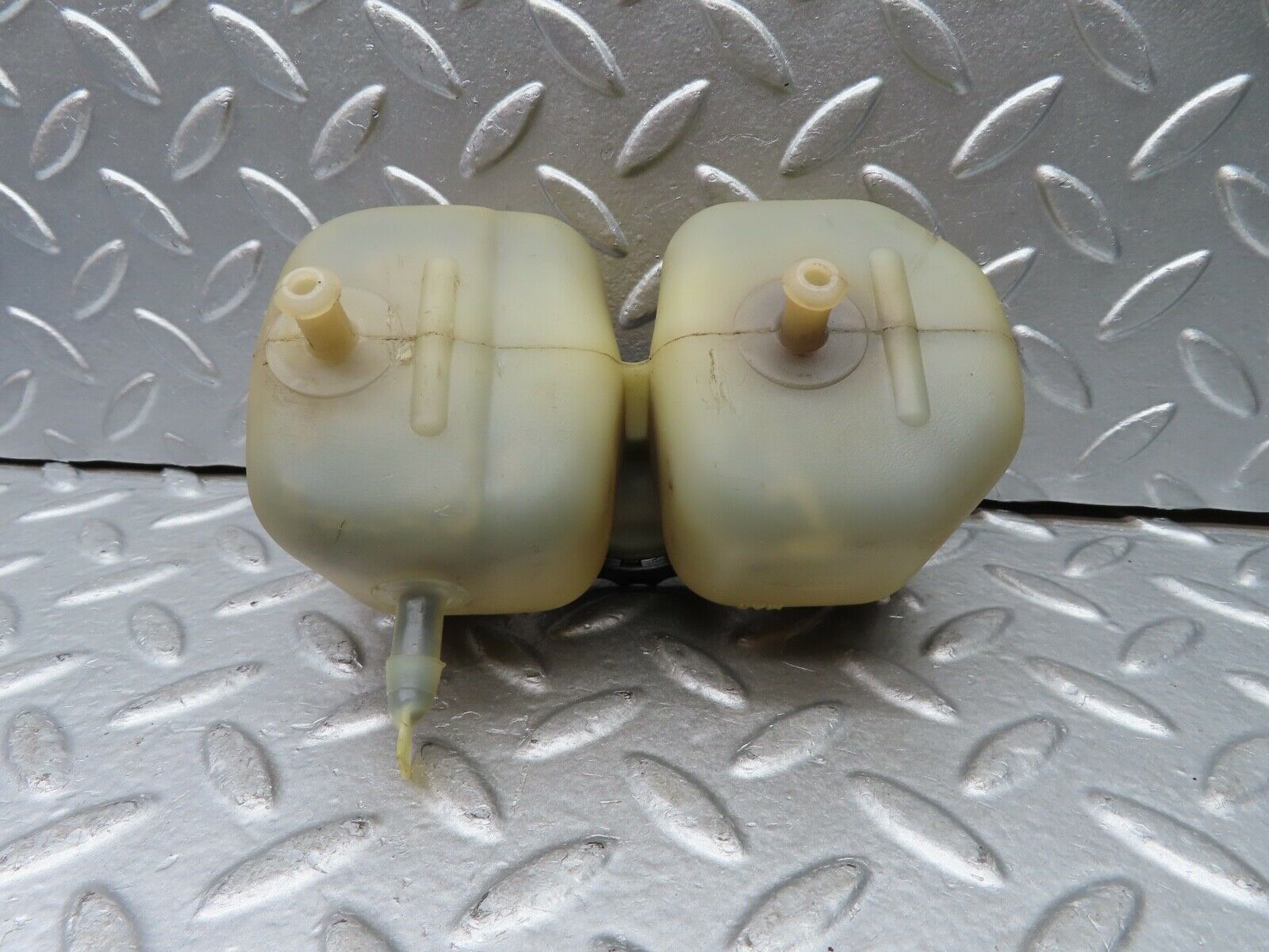 20813 Mercedes-Benz W114 250CE Coupe Brake Fluid Reservoir Tank Ate