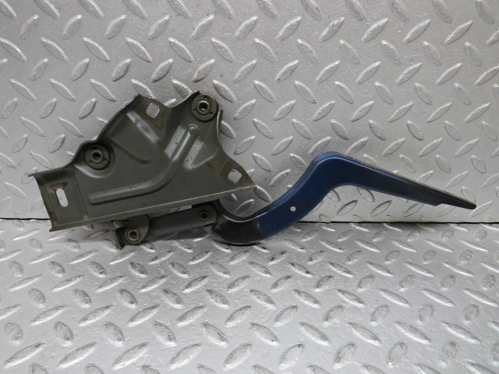 37416 Mercedes-Benz W109 300SEL Trunk Lid Hinge Left Side