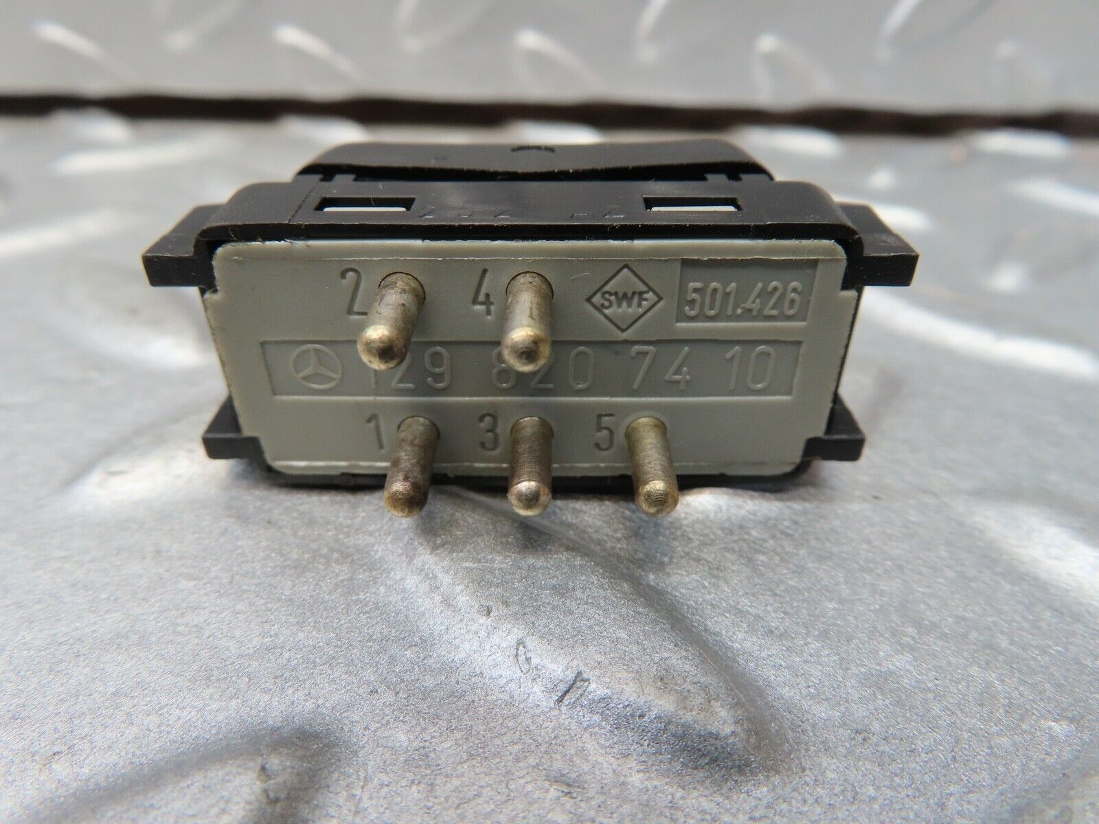 17403 Mercedes-Benz R129 300SL Coupe Rear Windscreen Defroster Switch 1298207410