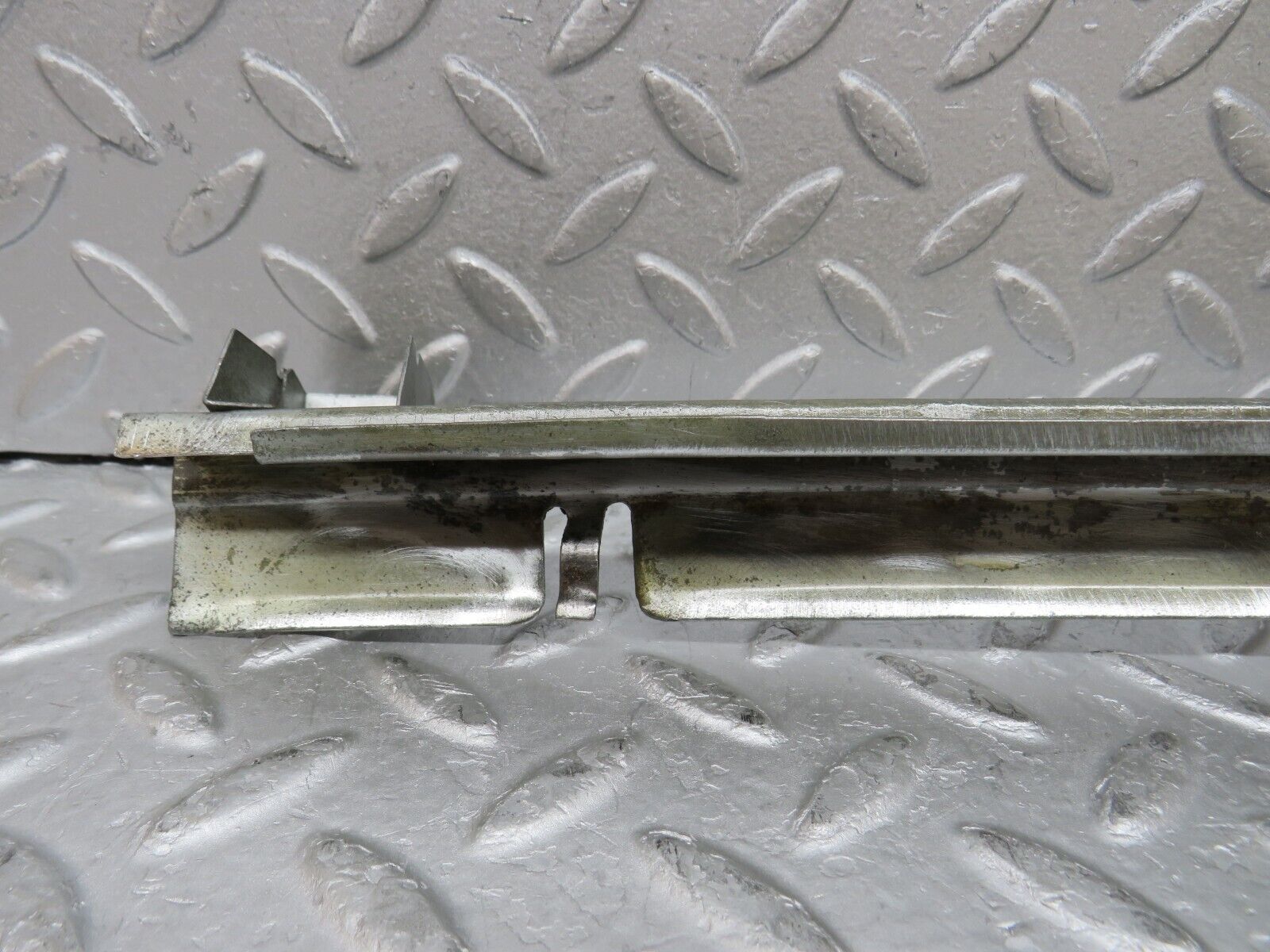 37290 Mercedes-Benz W109 300SEL Front Left Door Window Channel