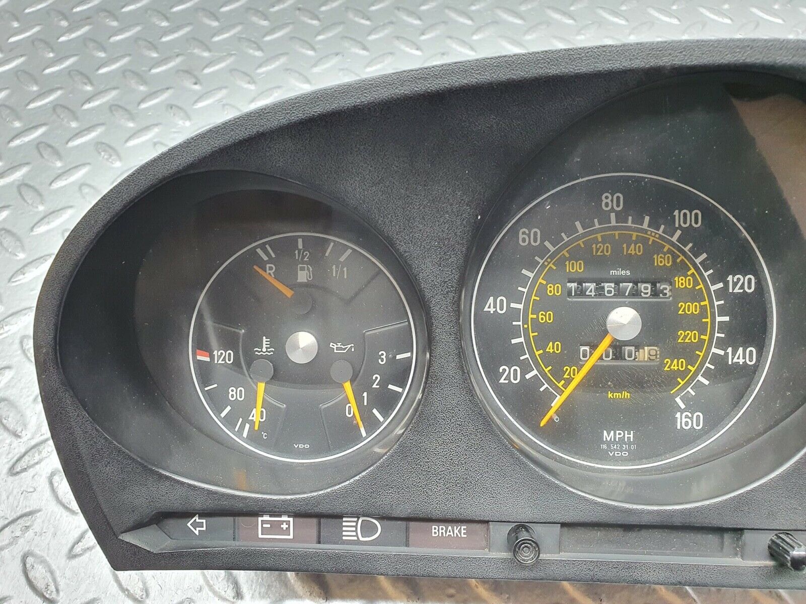 2544 Mercedes-Benz W116 350SE Instrument Cluster 1165423101