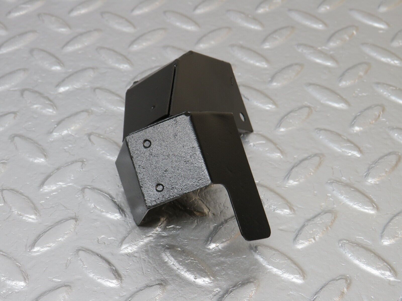 39734 Mercedes-Benz R129 320SL Coupe Steering Box Joint Cover