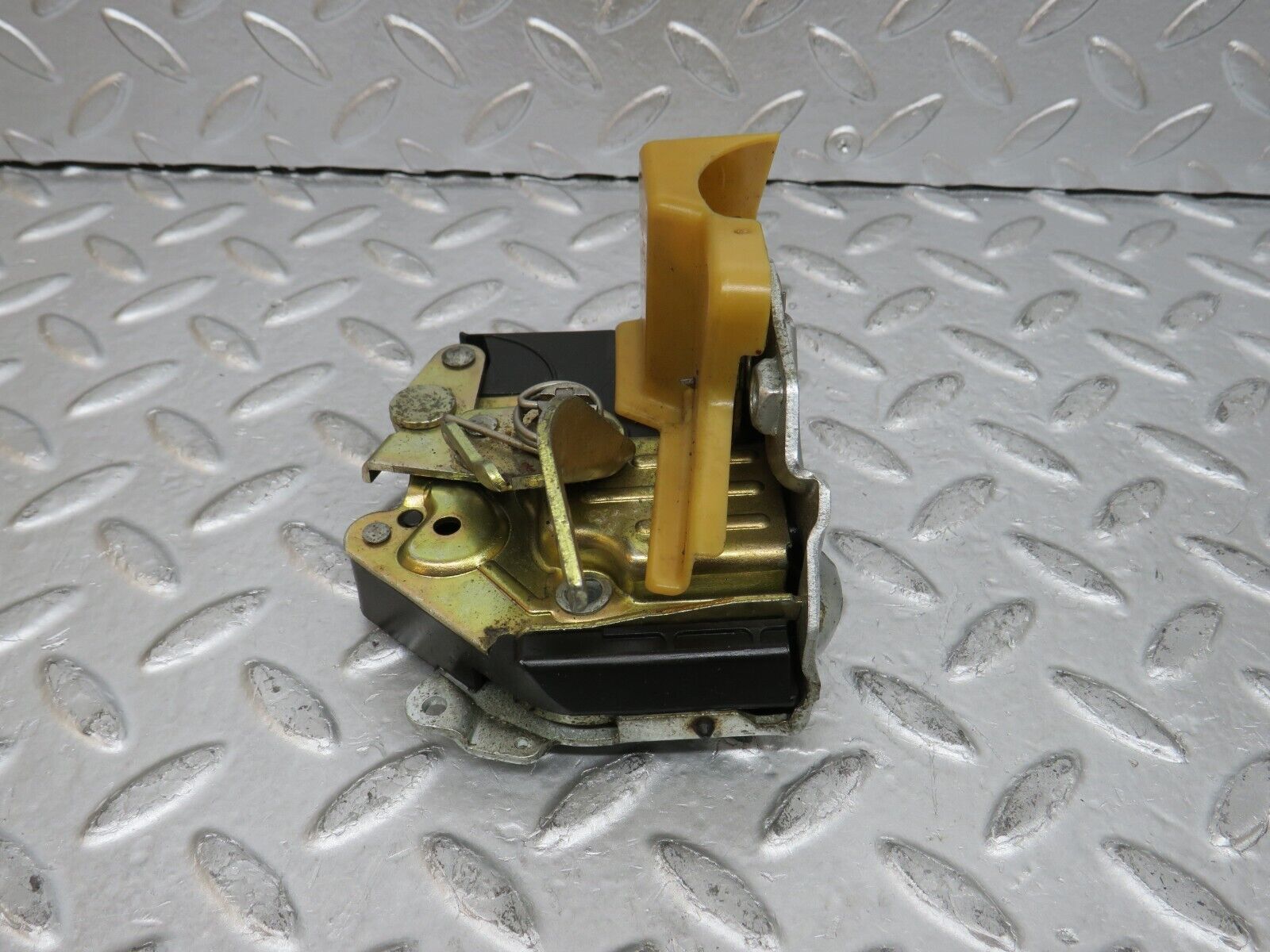 29352 Mercedes-Benz W124 230E Rear Right Door Lock Mechanism