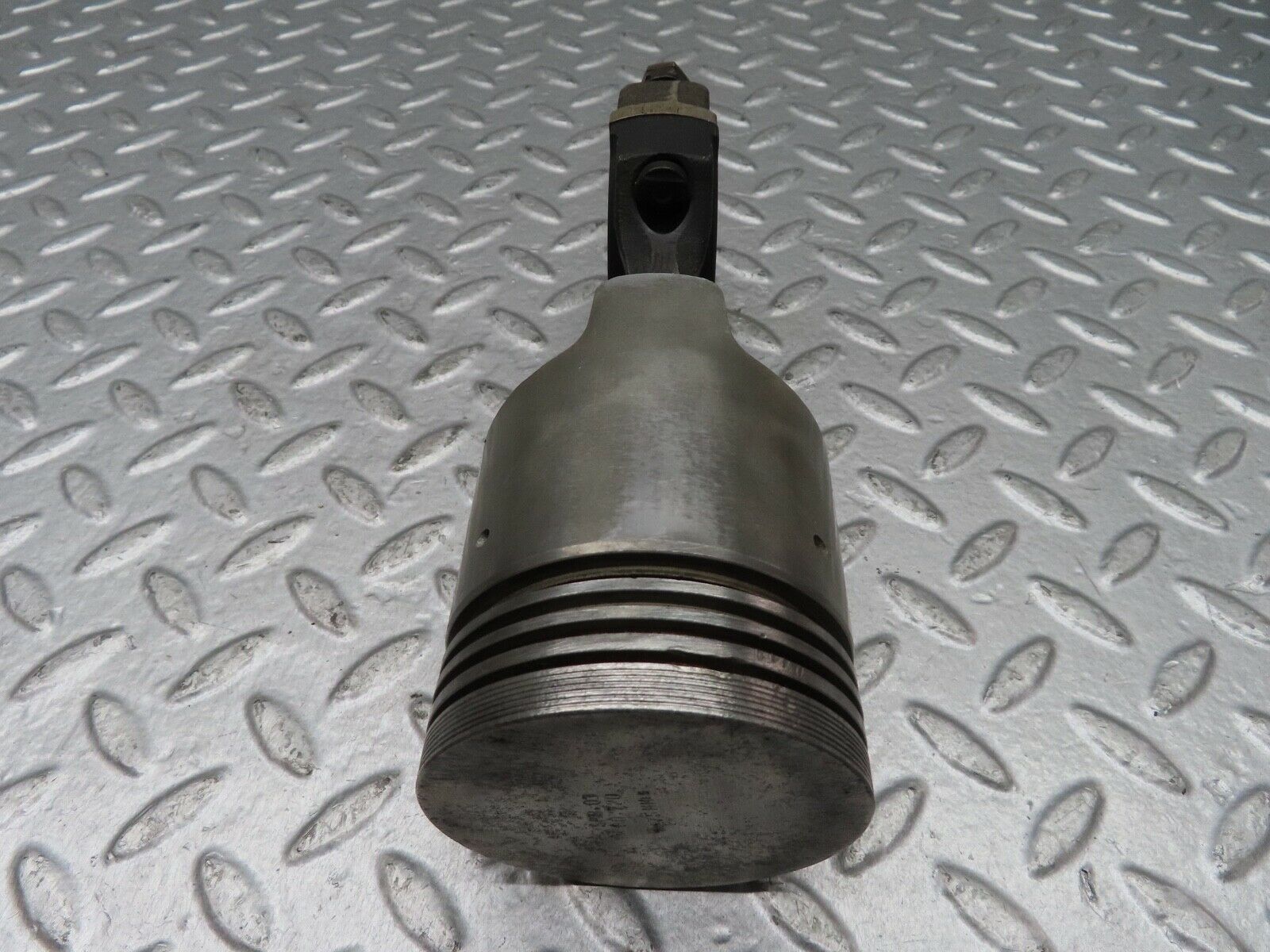 18464 Mercedes-Benz W111 220SE Coupe Piston With Connecting Rod 80.720 mm