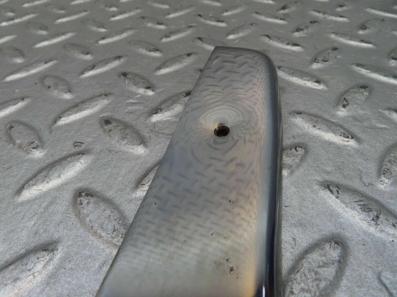 16599 Mercedes-Benz C107 380SLC Right Door Chrome Cover