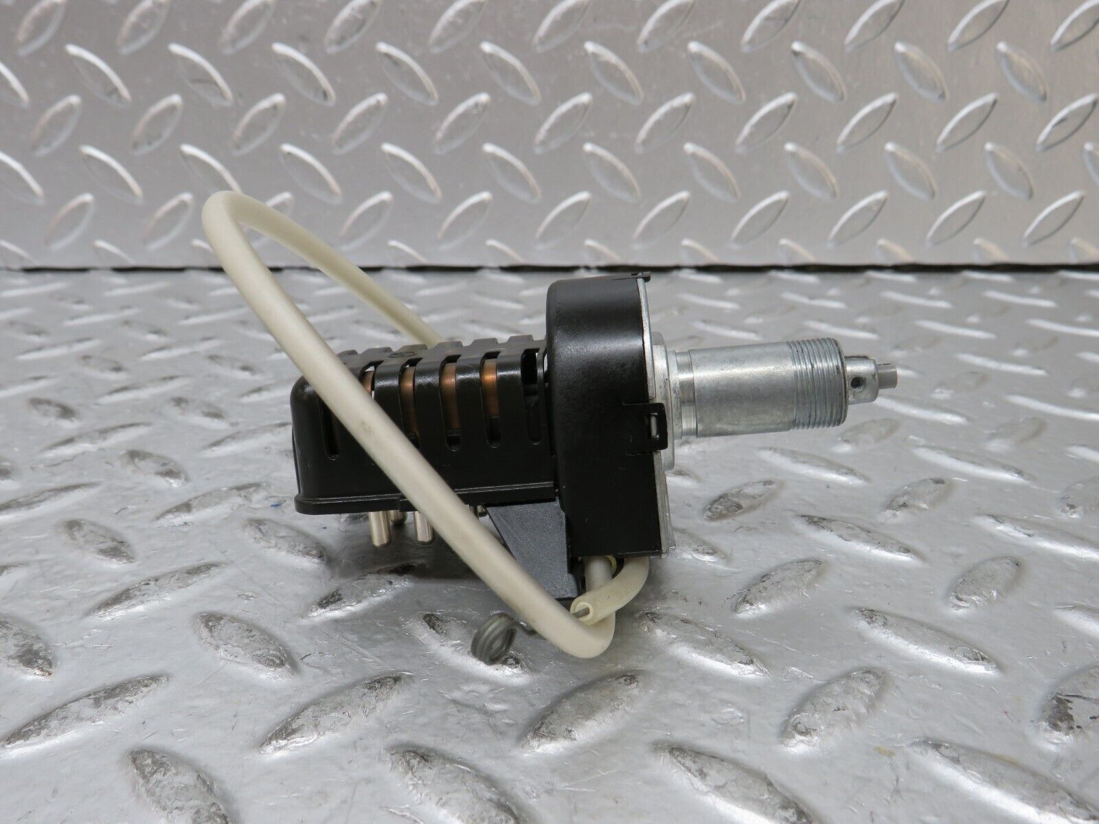 27705 Mercedes-Benz S124 300TE Wagon Heater Blower Switch 1248202210