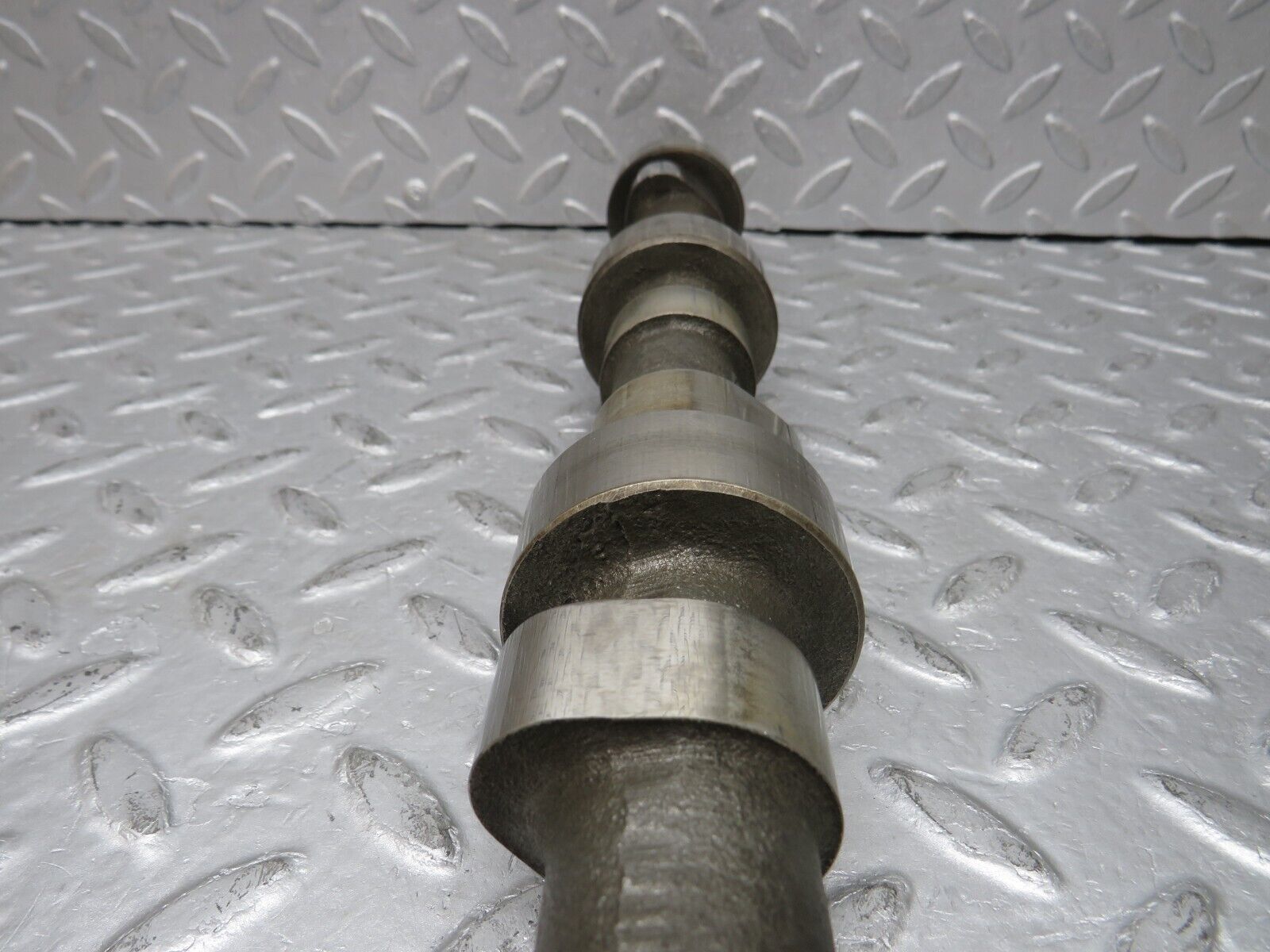 37631 Mercedes-Benz W109 300SEL Camshaft Left Side 1160513001