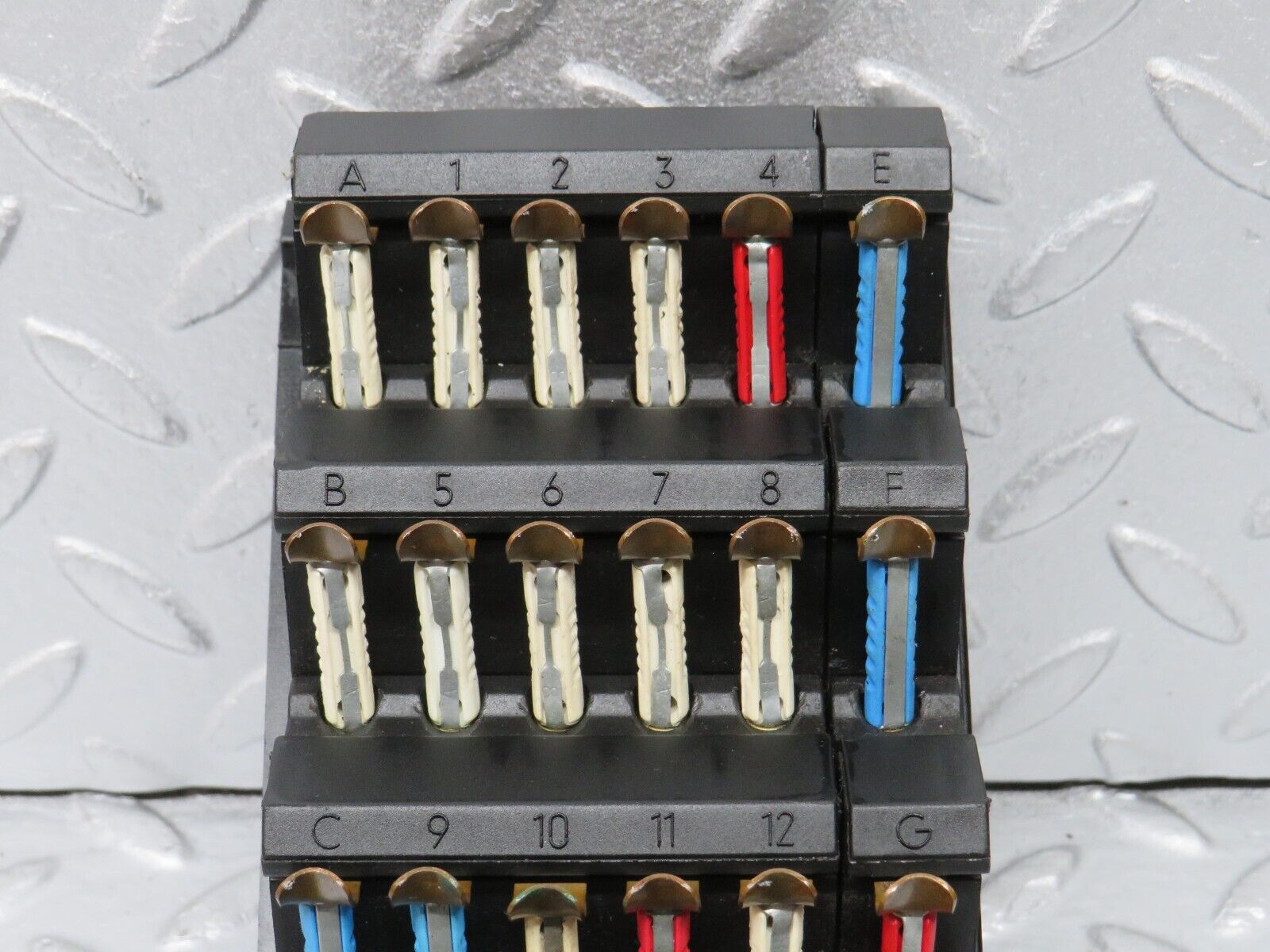 38410 Mercedes-Benz R129 280SL Coupe Fuse Box 1295450001