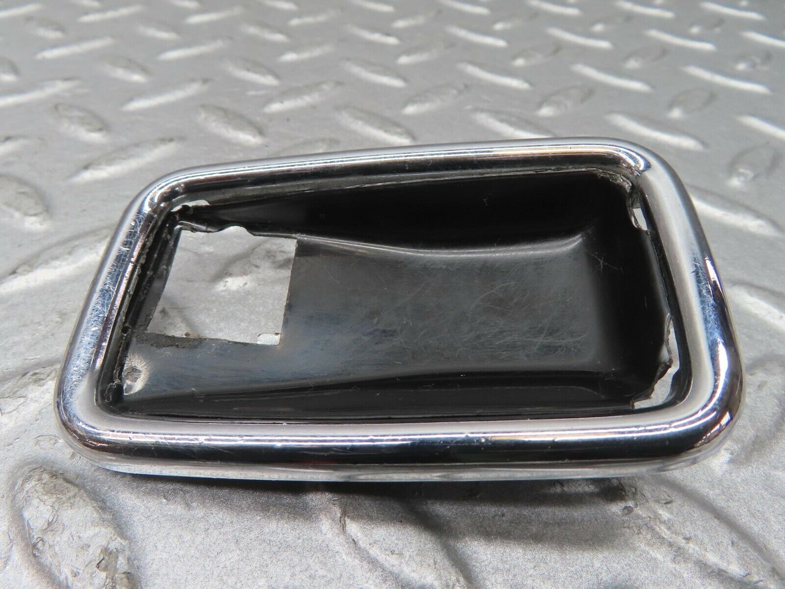 13610 Mercedes-Benz W123 200 Chrome Frame For Door Opener Right 1087660611