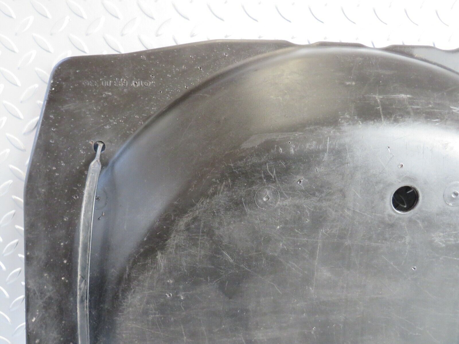 22850 Mercedes-Benz C107 450SLC Coupe Spare Wheel Cover 1076930033