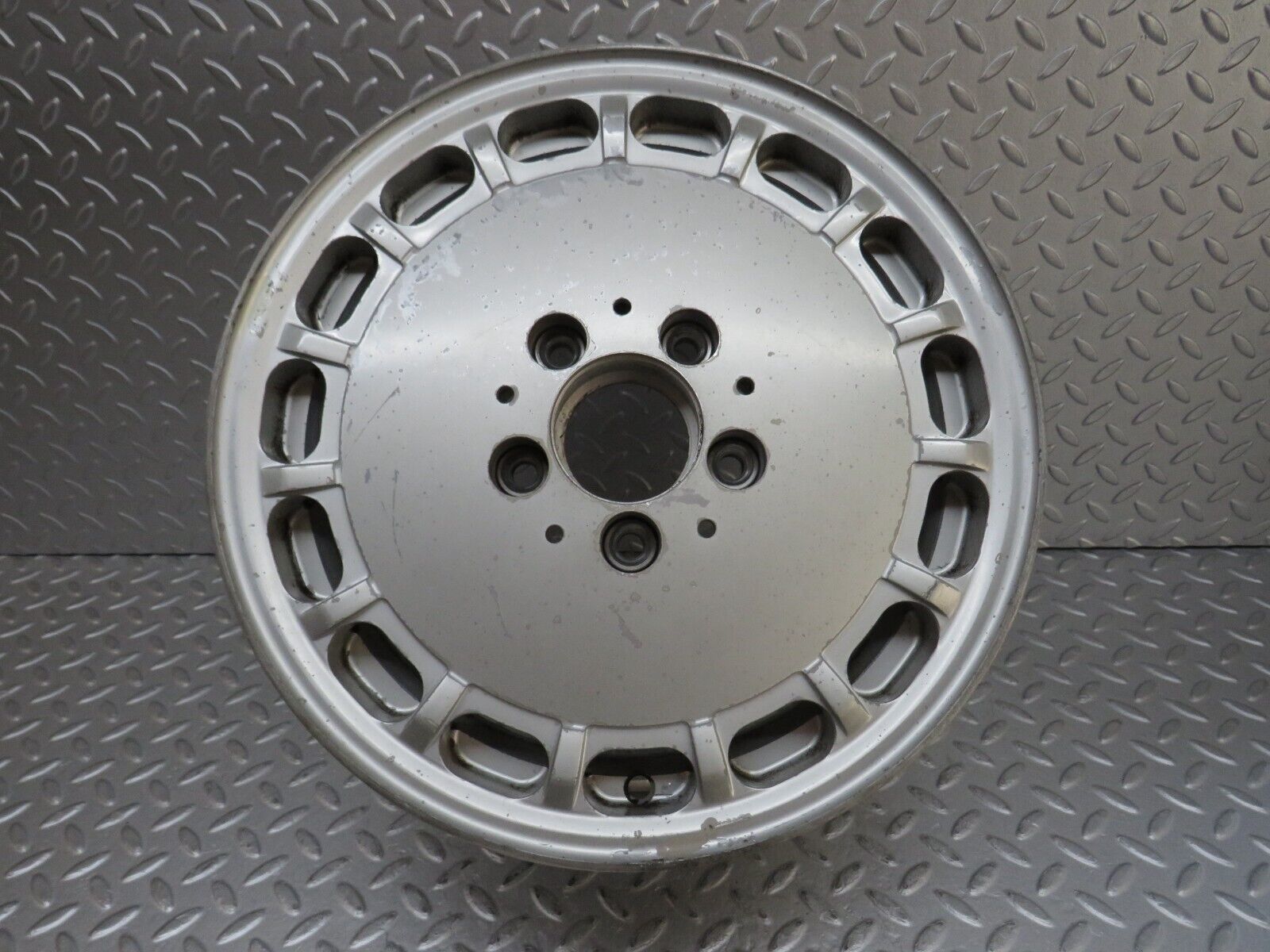 36921 Mercedes-Benz Alloy Wheel 6.5Jx15 H2 ET49 1244001802