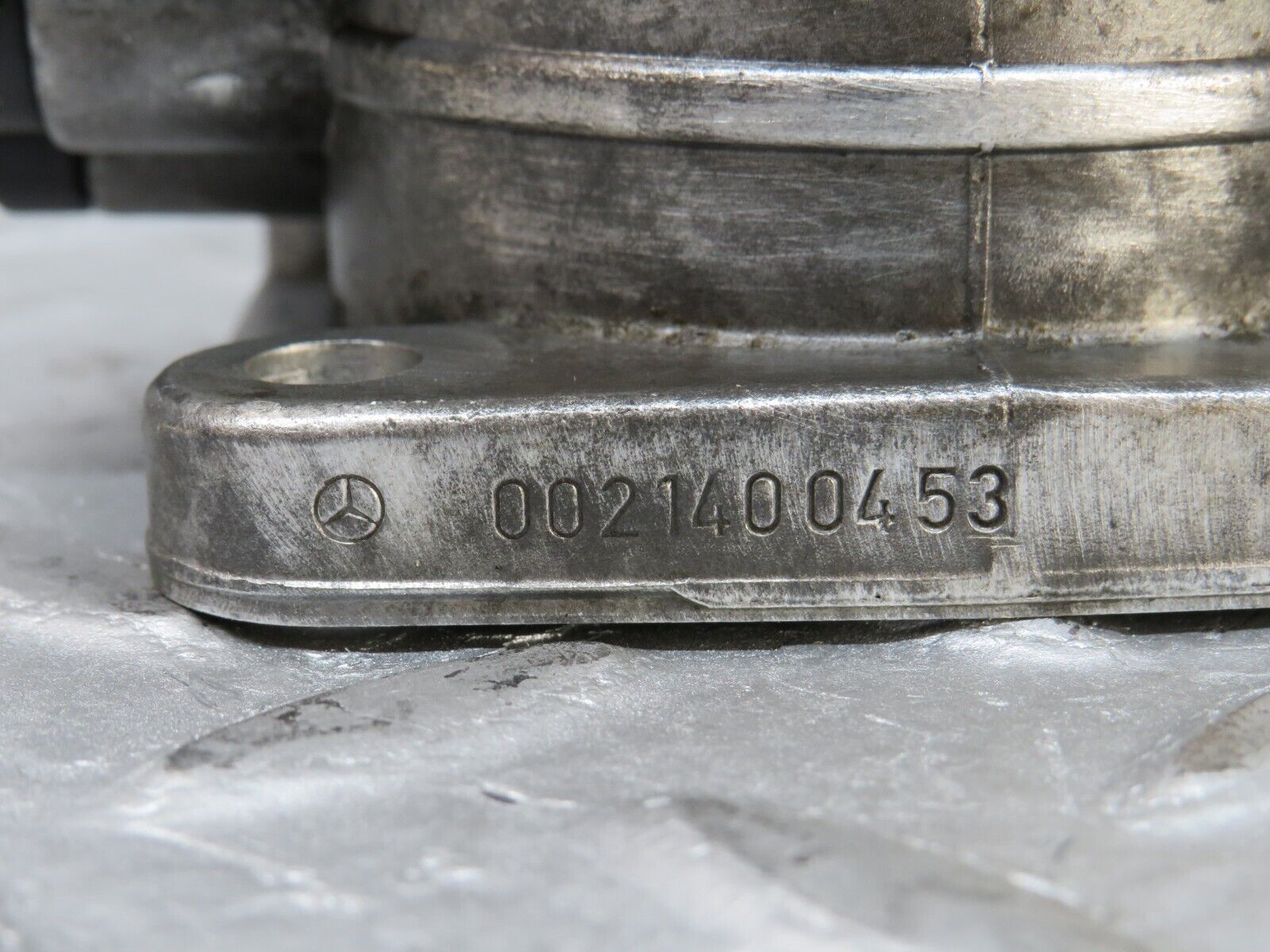 36673 Mercedes-Benz W201 190E 2.0L Throttle Body Valve & Sensor 0021400453 0055459824 240124/001/002