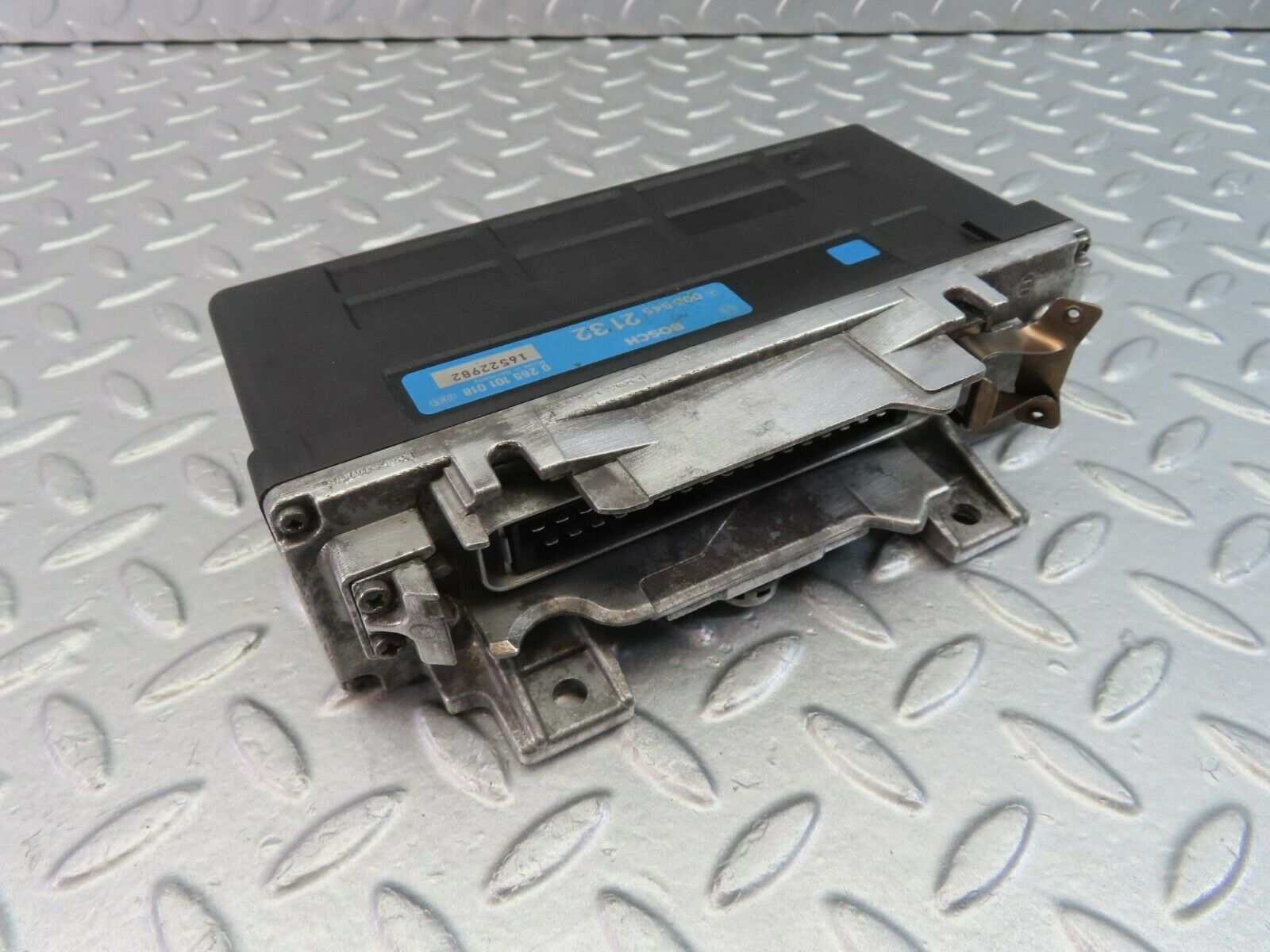 10463 Mercedes-Benz W201 190E ABS Control Unit Bosch 0055452132