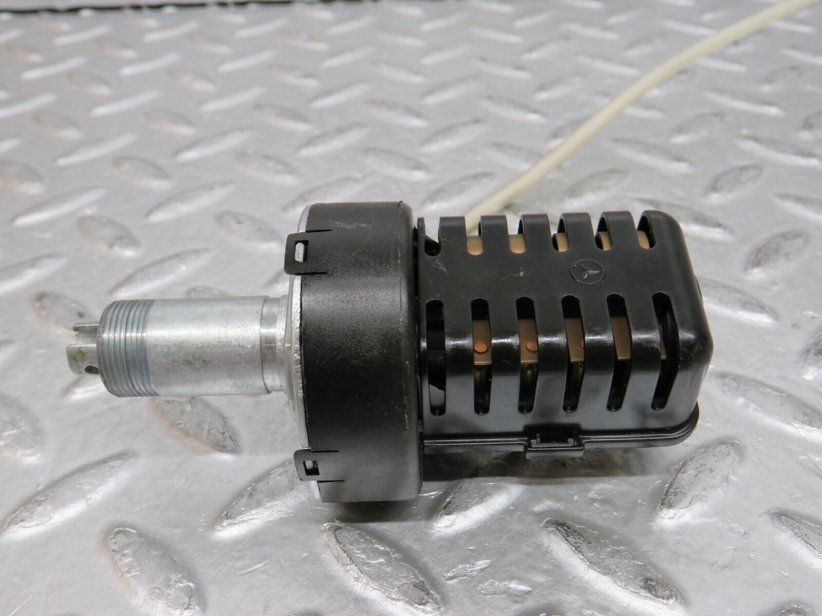 29373 Mercedes-Benz W124 230E Heater Blower Switch 1248202210