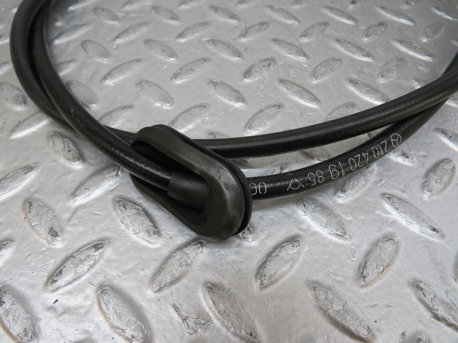 35011 Mercedes-Benz W210 320E Handbrake Cable 2104201985