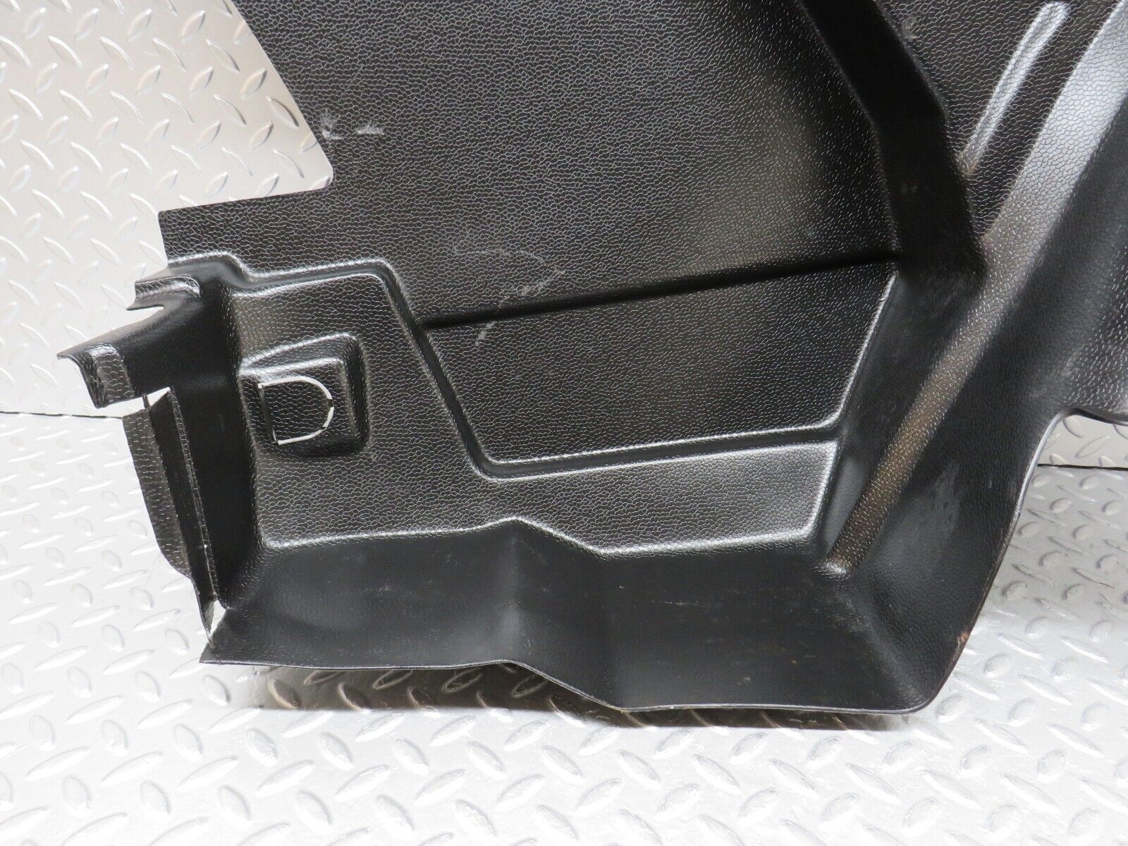 36559 Mercedes-Benz W201 190E 2.0L Trunk Cover Panel Left Side 2016931933