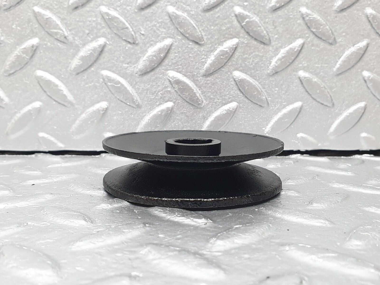 40831 Mercedes-Benz W123 300D Alternator Generator Pulley