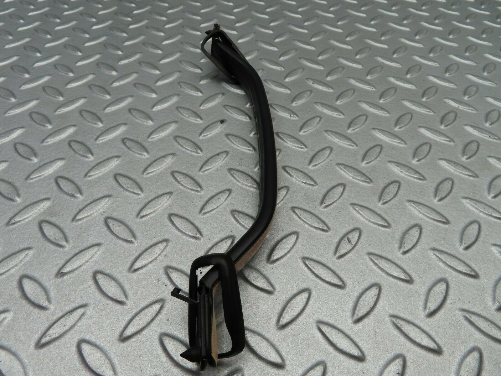 5667 Mercedes-Benz W123 200 Interior Roof Grab Handle