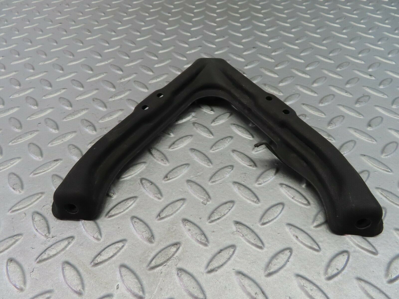 7768 Mercedes-Benz S123 230TE Wagon Air Intake Manifold Bracket