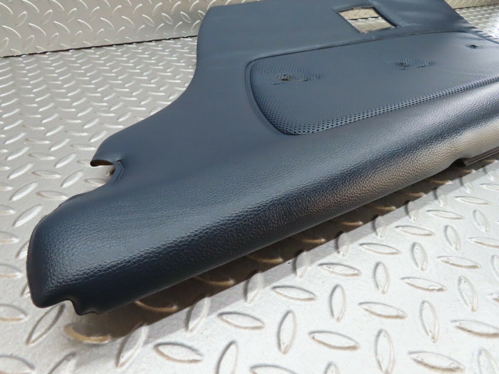 18024 Mercedes-Benz W123 200 Rear Right Door Card Blue