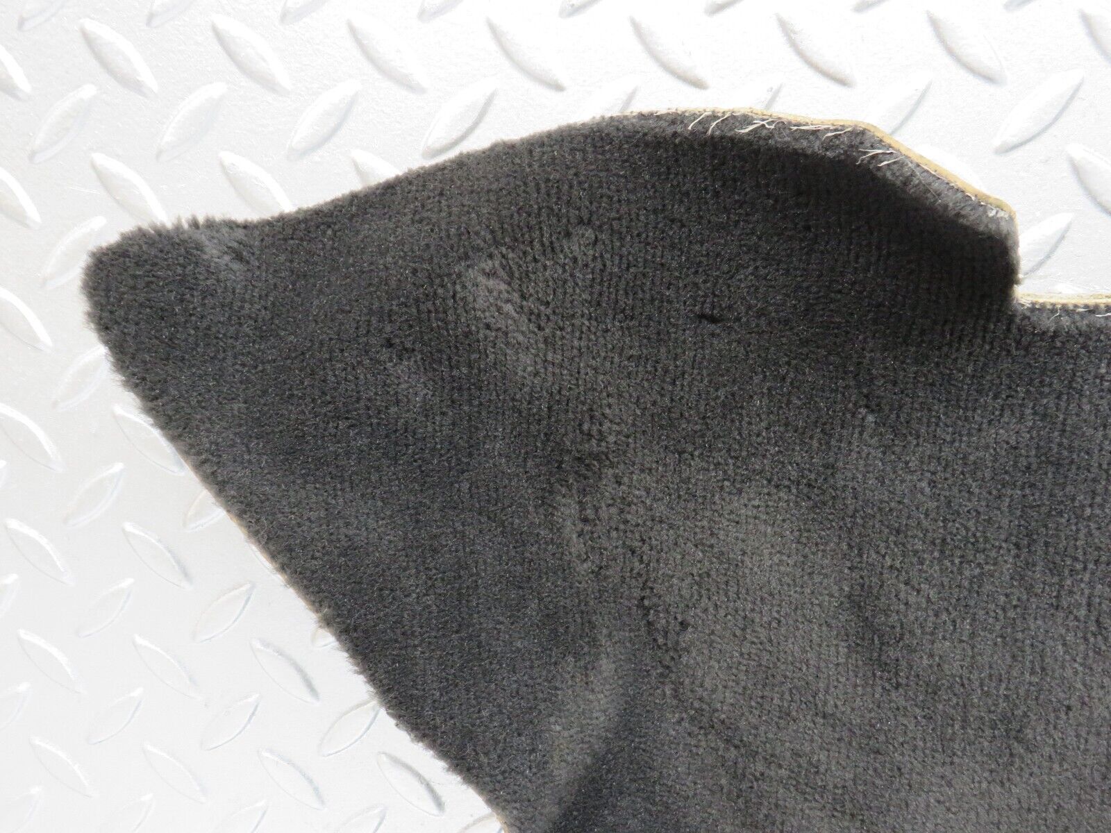 37936 Mercedes-Benz A124 320E Cabriolet Centre Console Carpet Left Side Black