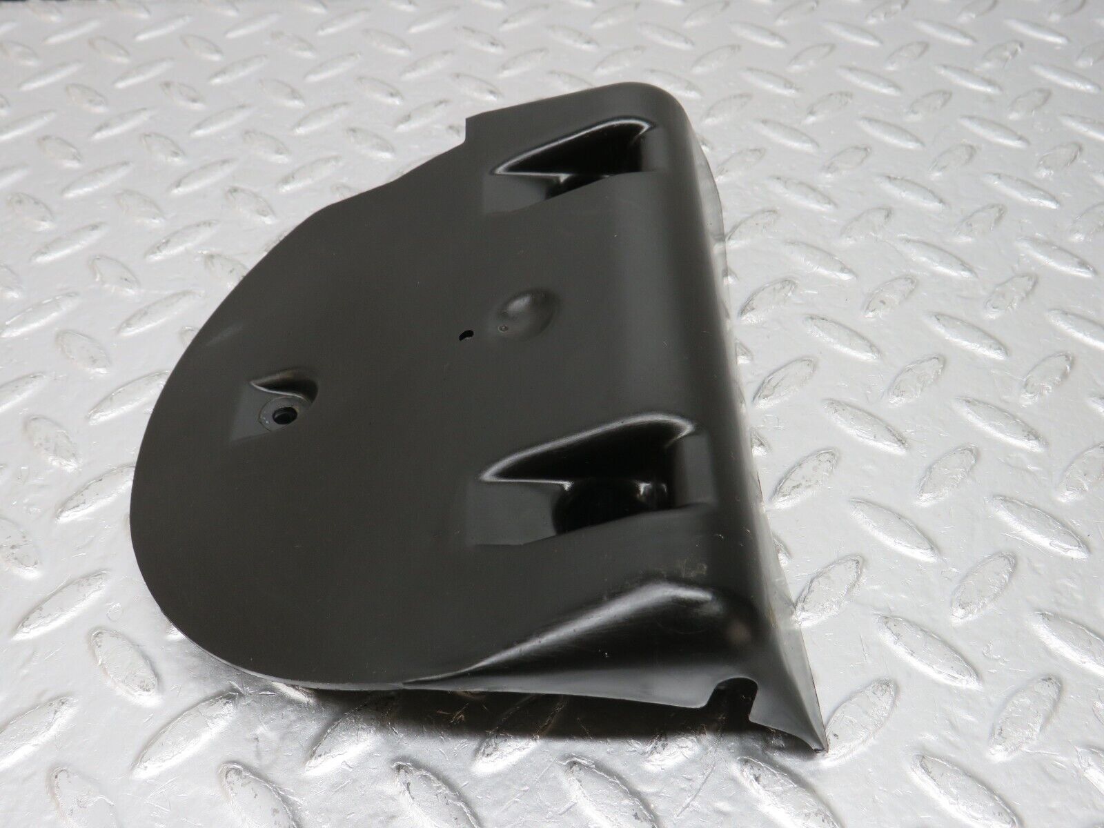 33279 Mercedes-Benz W202 C180 Fuel Tank Plastic Cover 2024710187