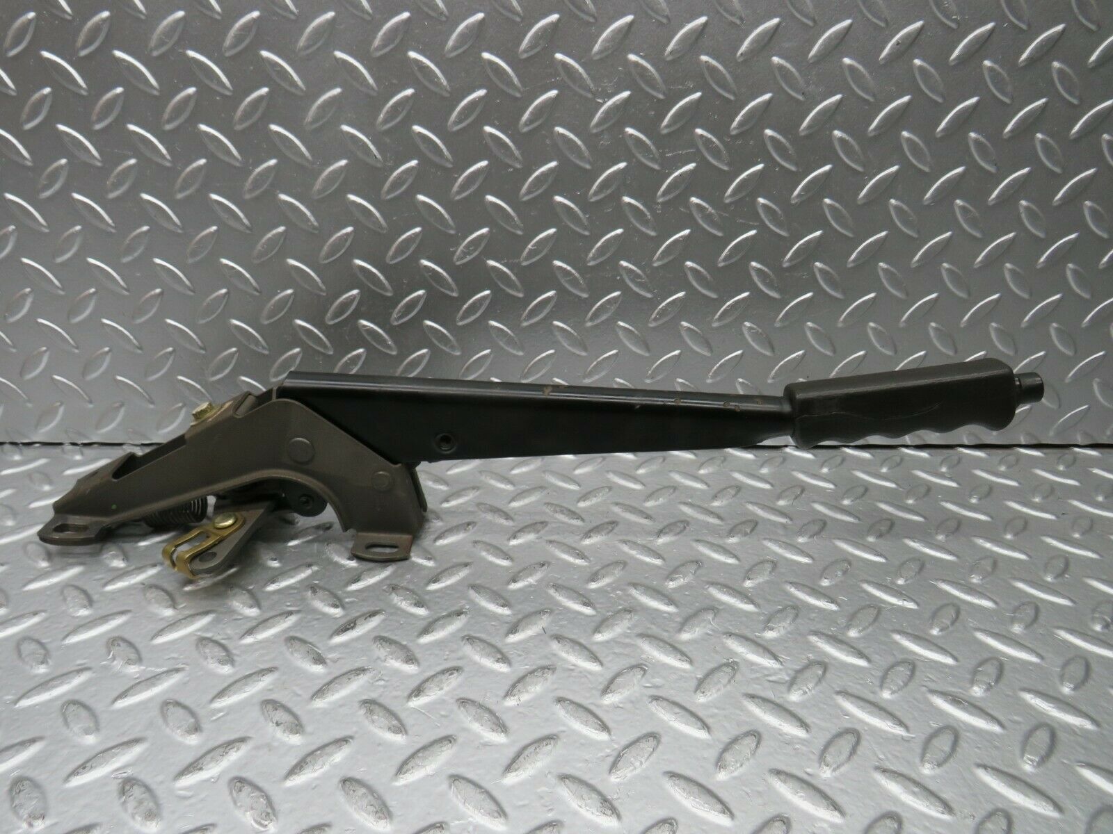 22775 Mercedes-Benz C107 450SLC Coupe Handbrake Lever