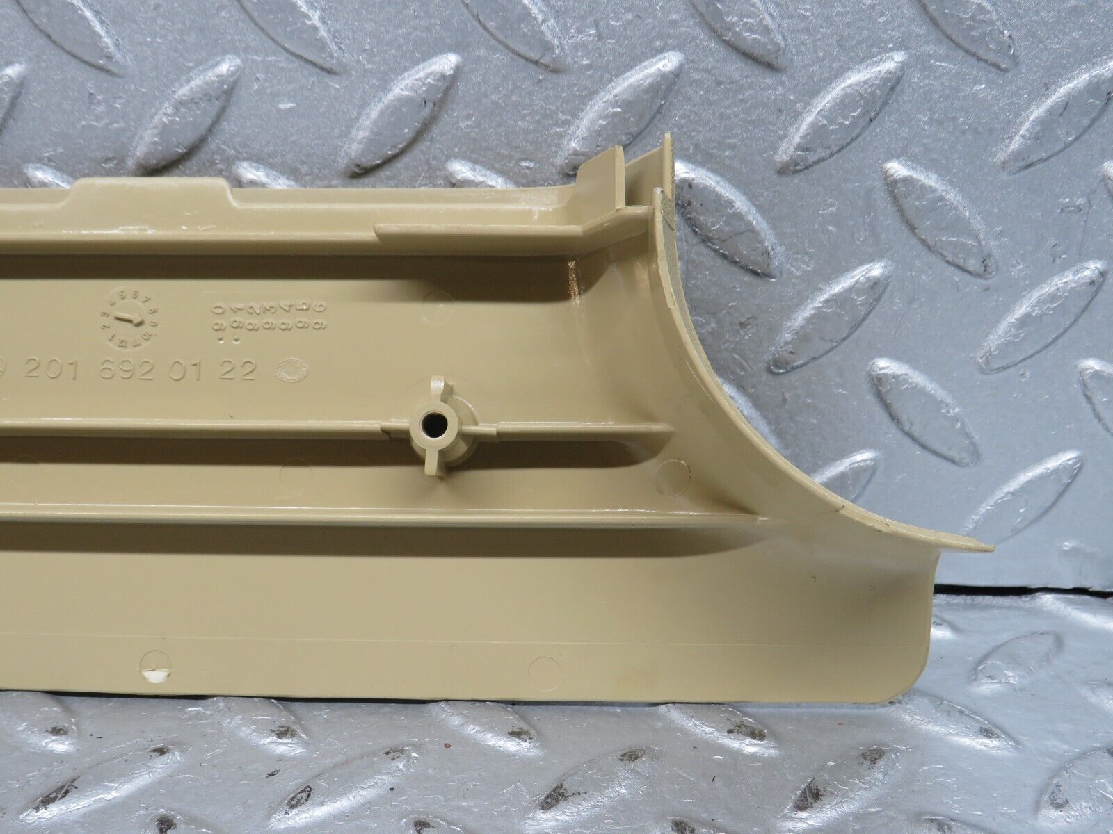 38726 Mercedes-Benz W201 190E 2.6L B Pillar Bottom Cover Left Side Beige 2016920122