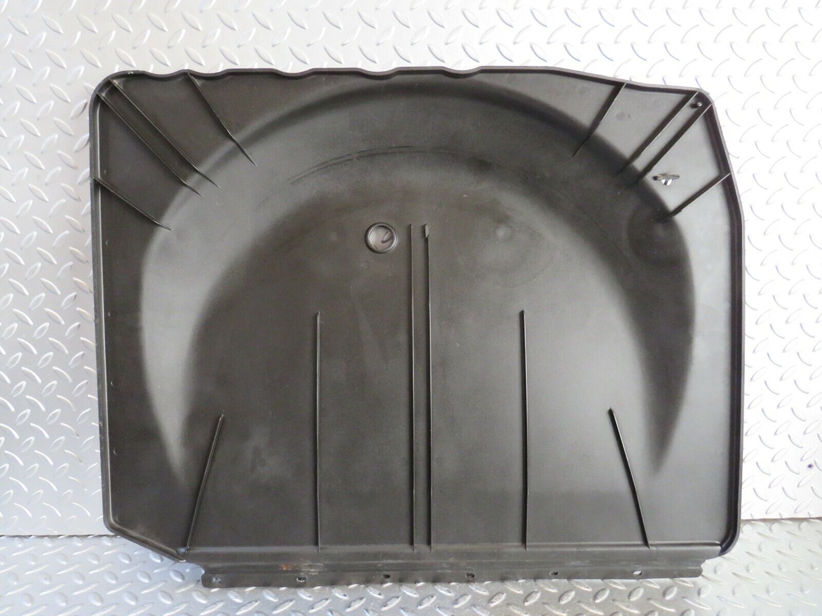 22850 Mercedes-Benz C107 450SLC Coupe Spare Wheel Cover 1076930033