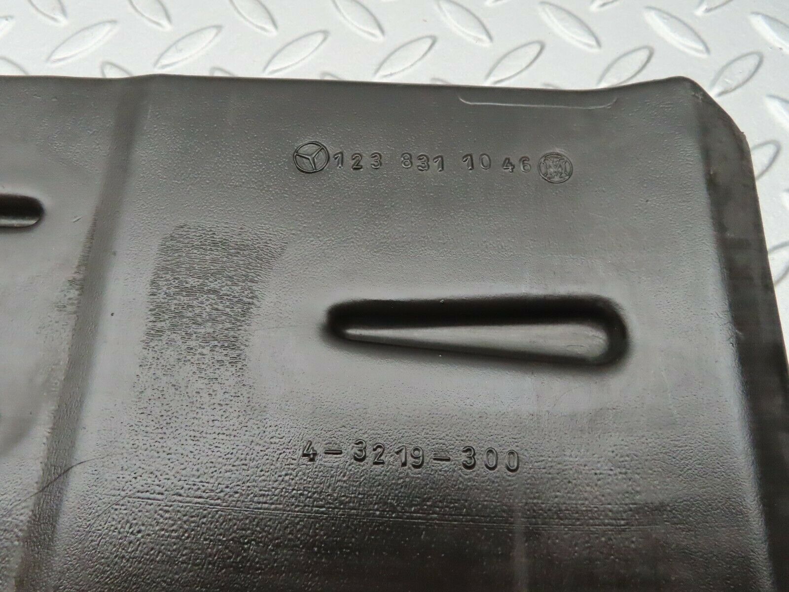 3765 Mercedes-Benz S123 200T Wagon Heating Air Duct Right Side 1238311046