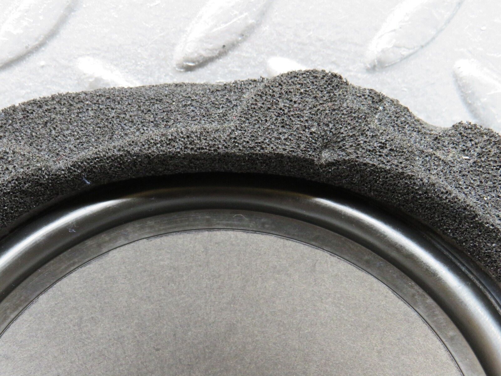 37865 Mercedes-Benz A124 320E Cabriolet Rear Left Door Speaker 1248203102