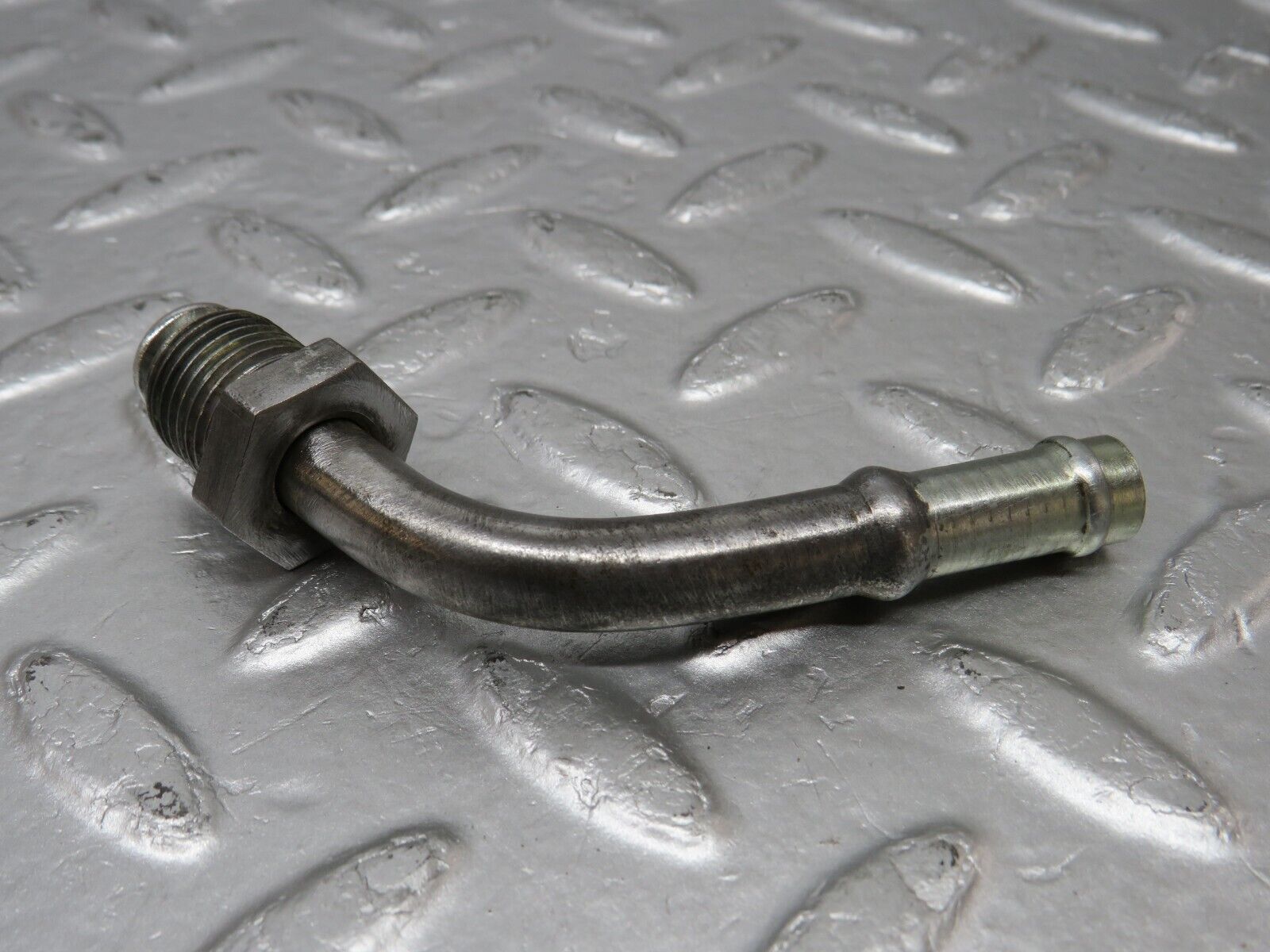 34180 Mercedes-Benz W124 260E Power Steering Hose Pipe