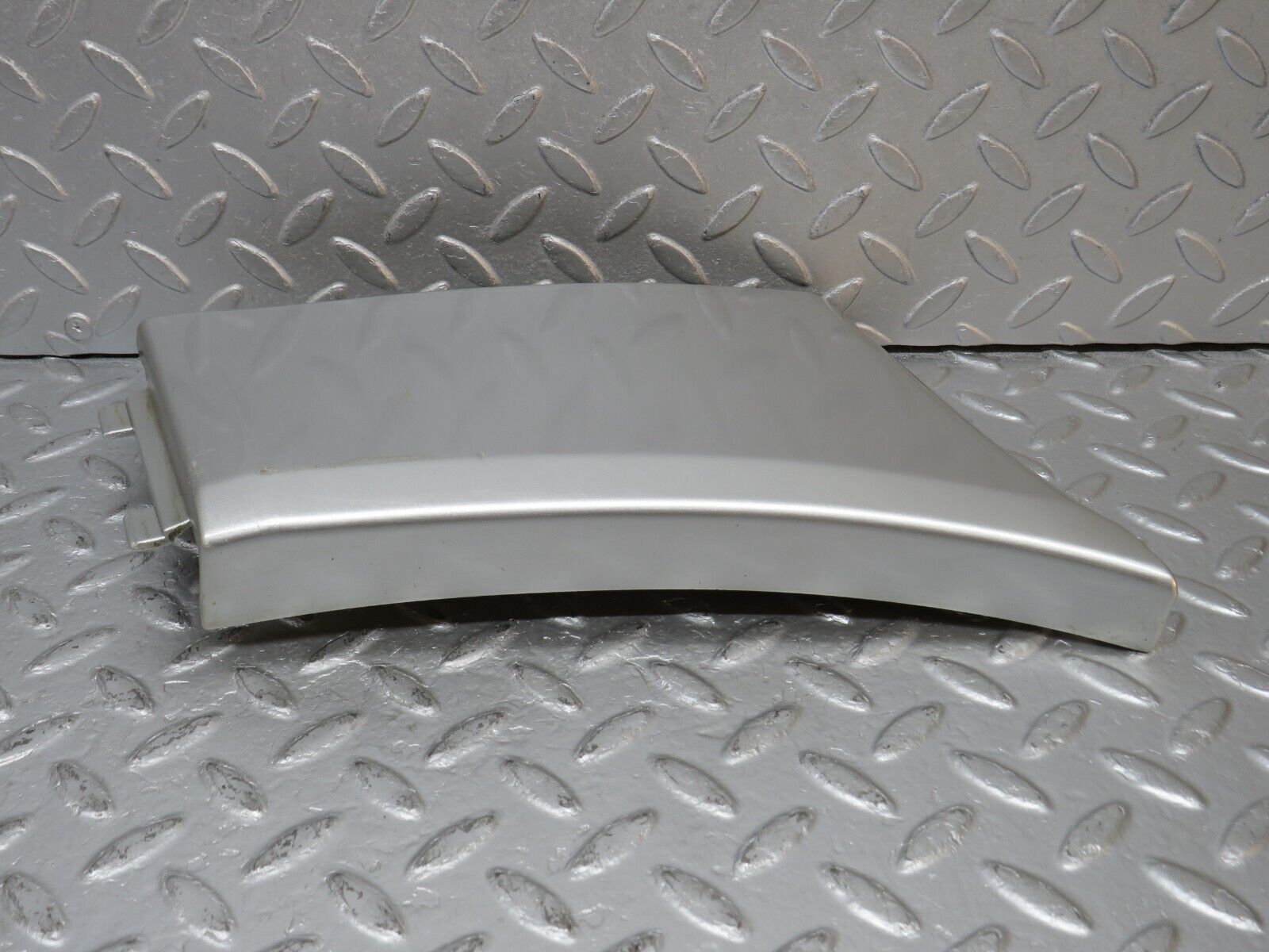 39684 Mercedes-Benz R129 320SL Coupe Rear Left Lower Moulding Trim 1296902340