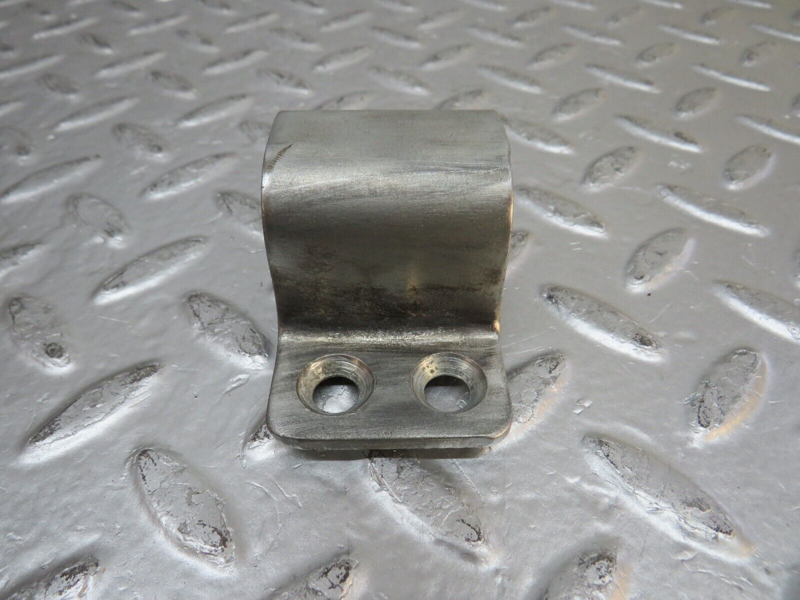 29828 Mercedes-Benz W123 230E Right Door Lock Latch