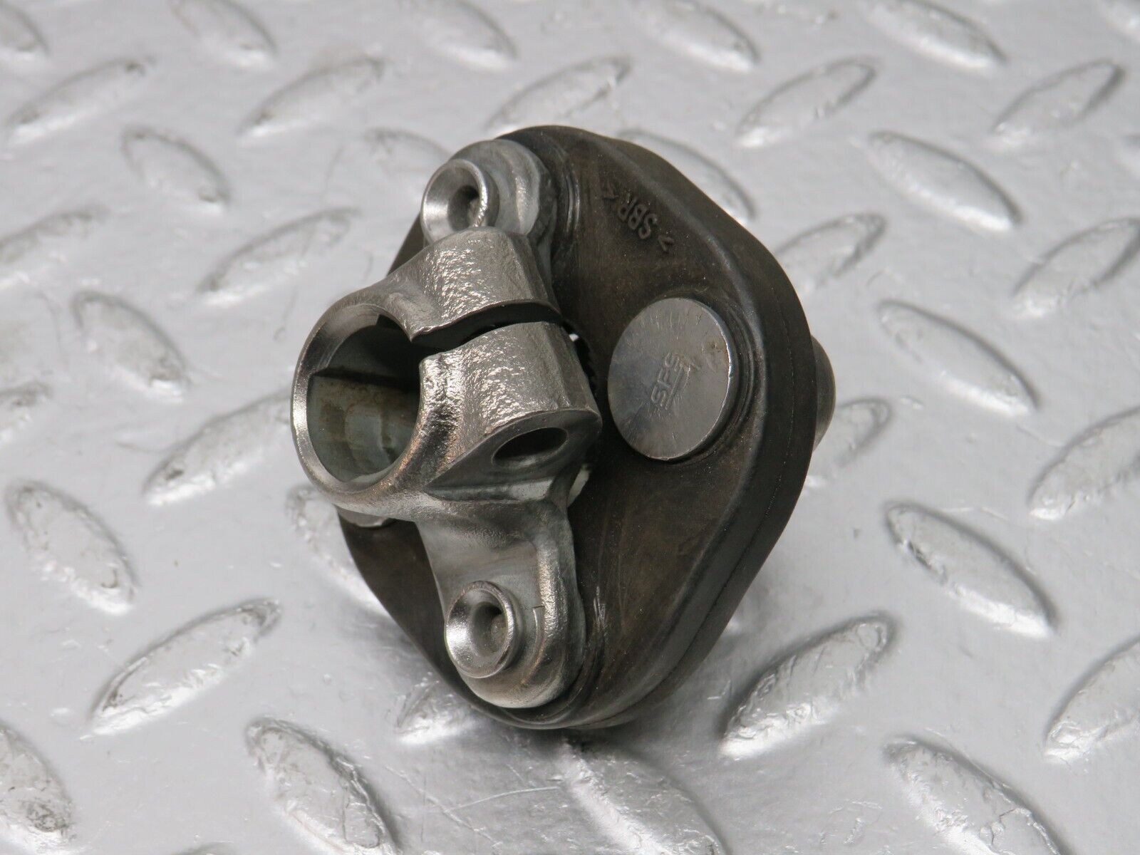 31605 Mercedes-Benz W201 190LE 1.8L Steering Column Lower Shaft Connector 2104620146