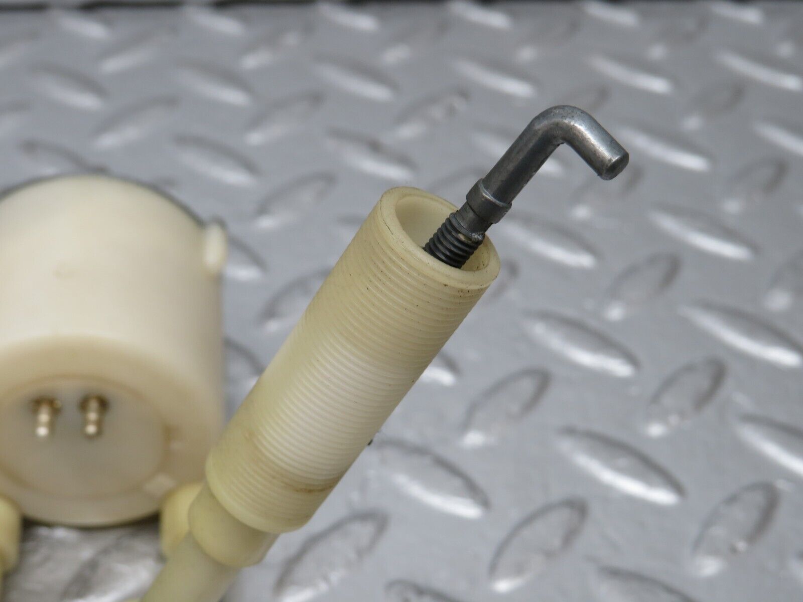 34427 Mercedes-Benz C126 380SEC Coupe Heater Regulator 1268300485